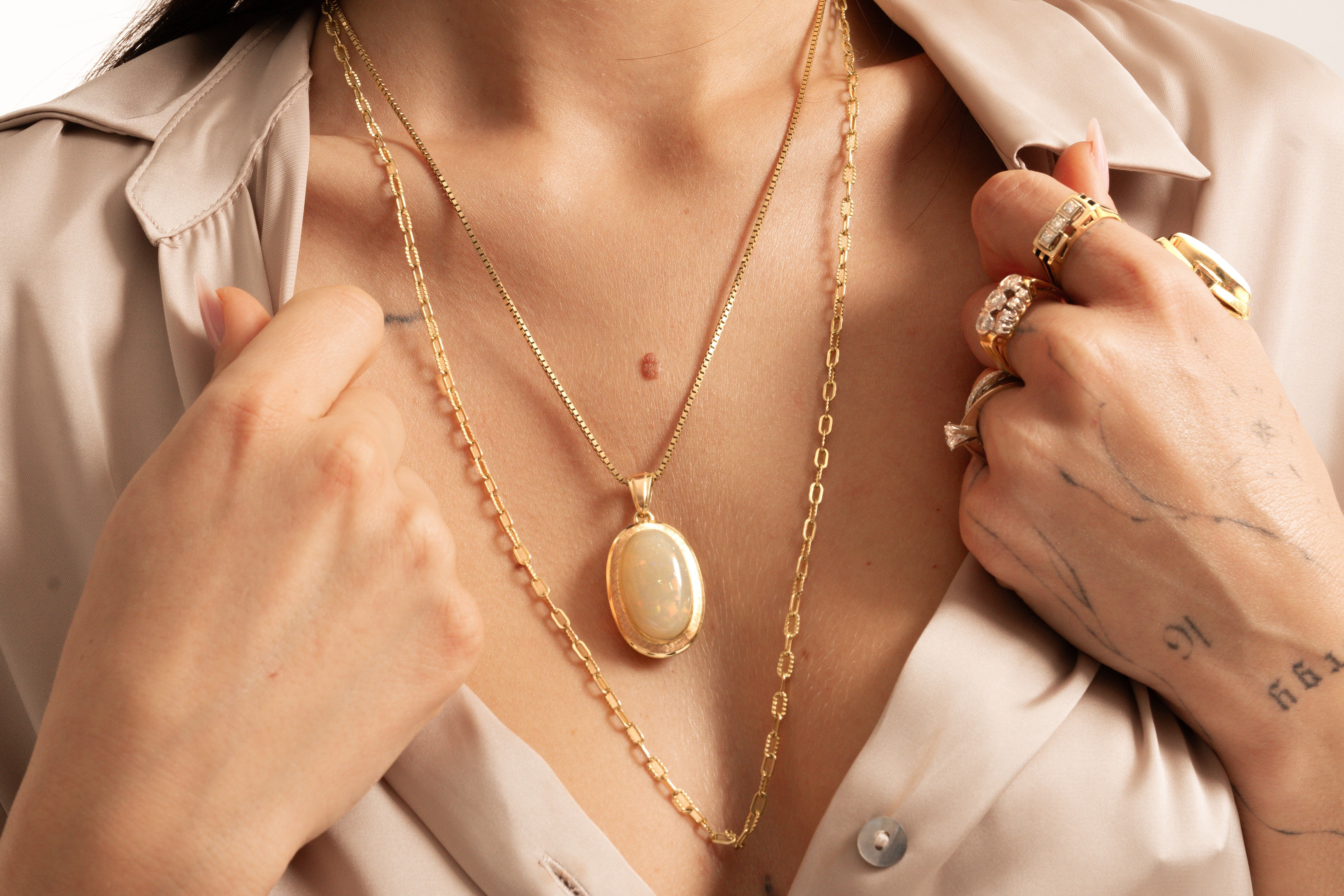 Ketten und Colliers - Honey Decoration