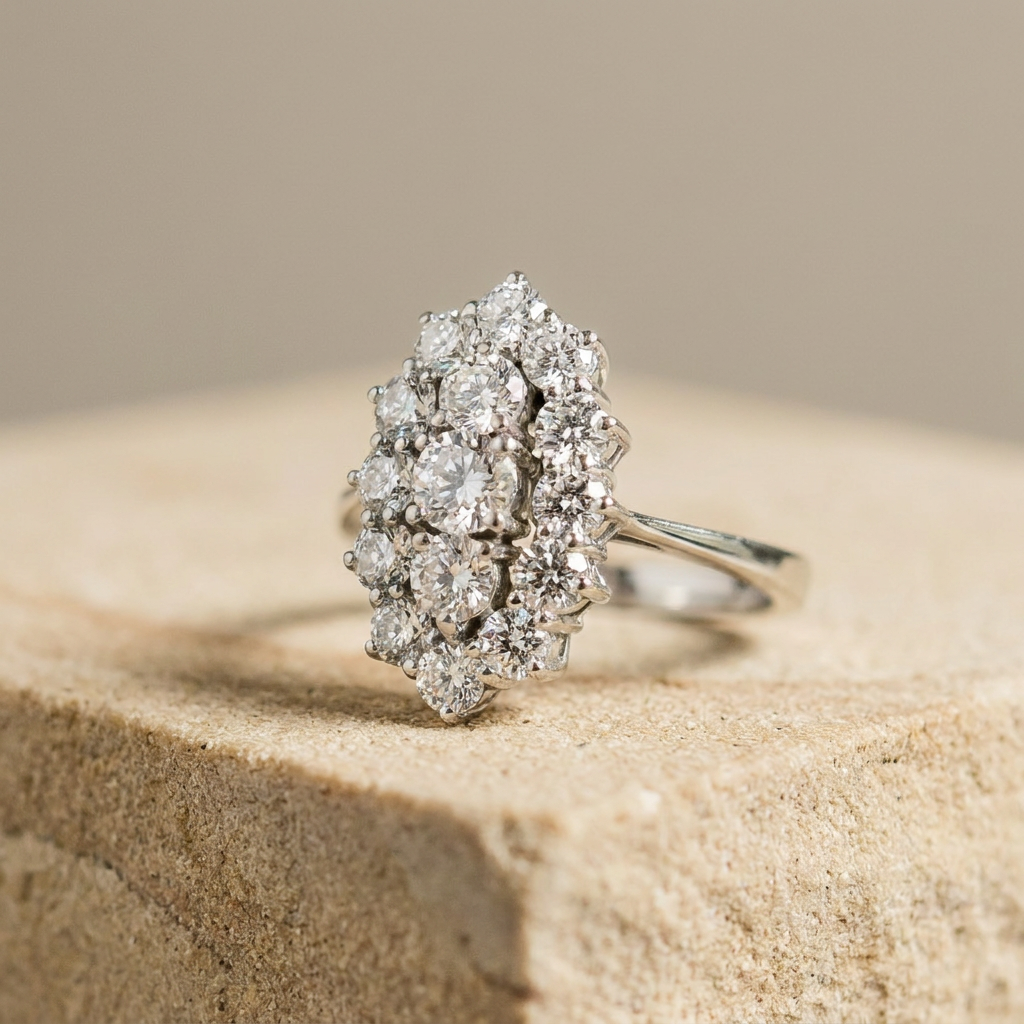 14 Karat Weißgoldring - cool elegance
