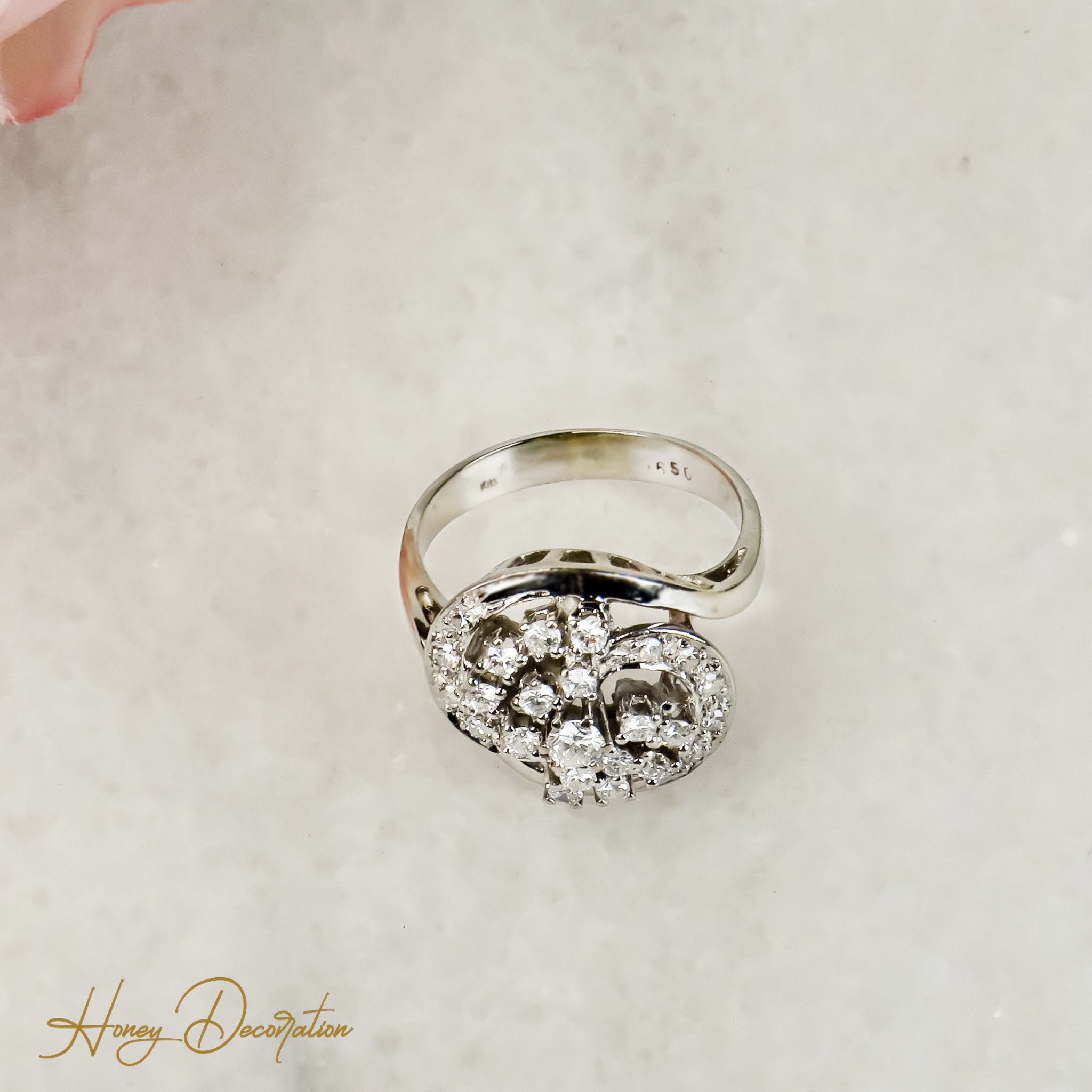 14 Karat Weißgoldring mit Brillanten – Vintage - Glanzstück - Honey Jewelry