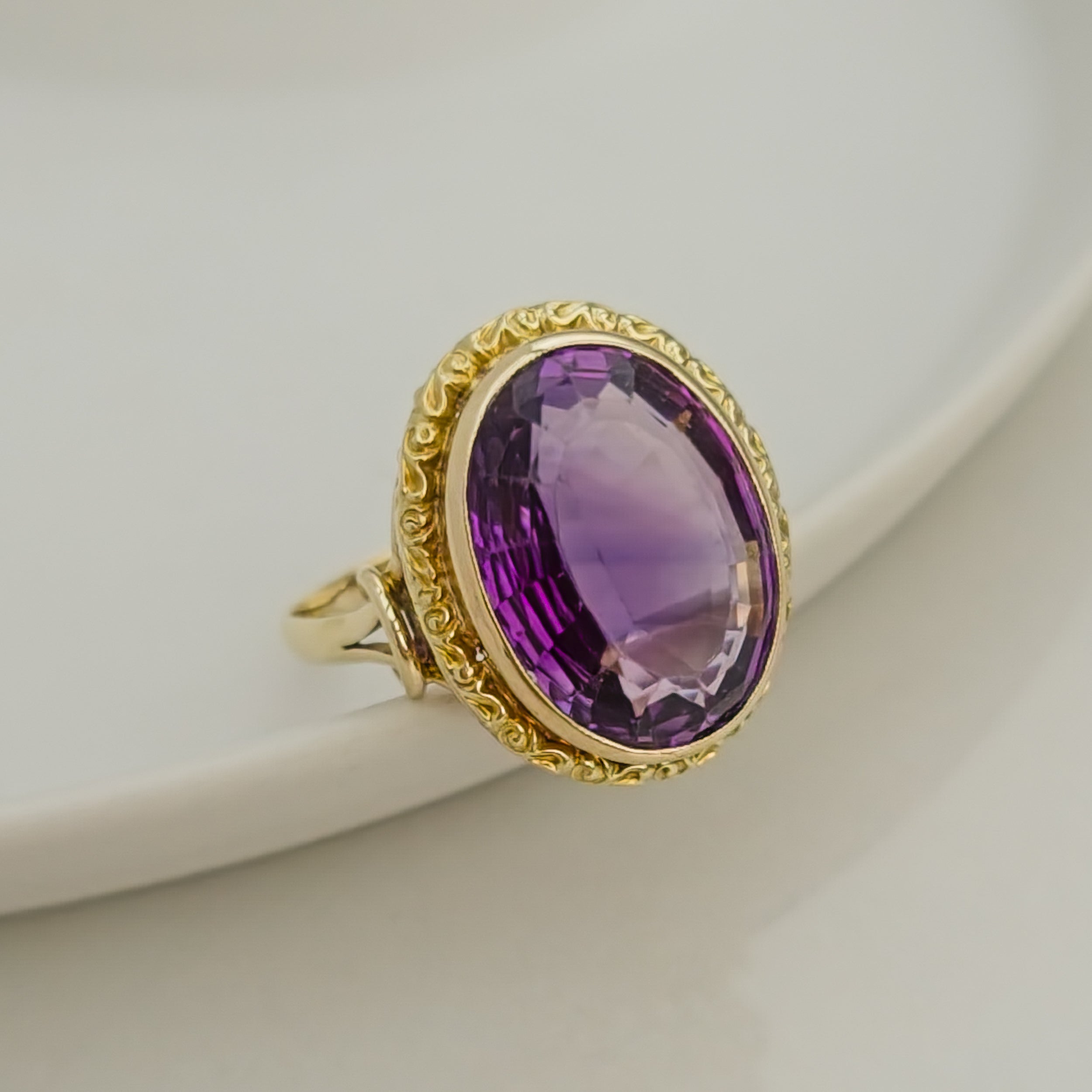 Antique gold ring with blue gemstone