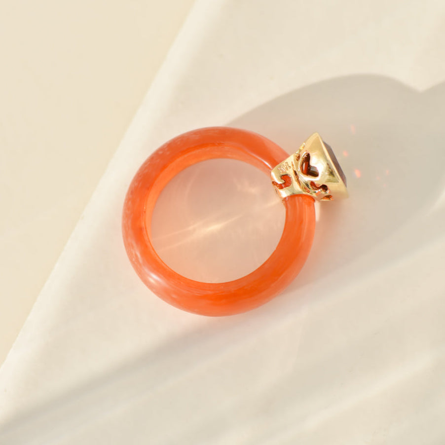 Vintage-Ring aus Carneol mit Granat & Goldfassung – Größe variabel