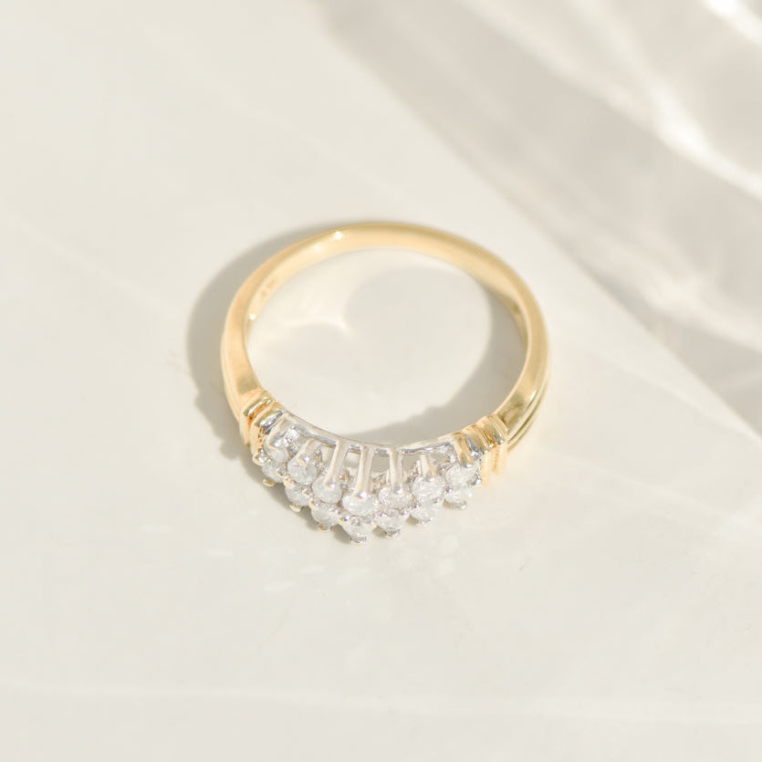 Bicolor vintage ring with diamonds – Sparkling 70s architecture for your finger