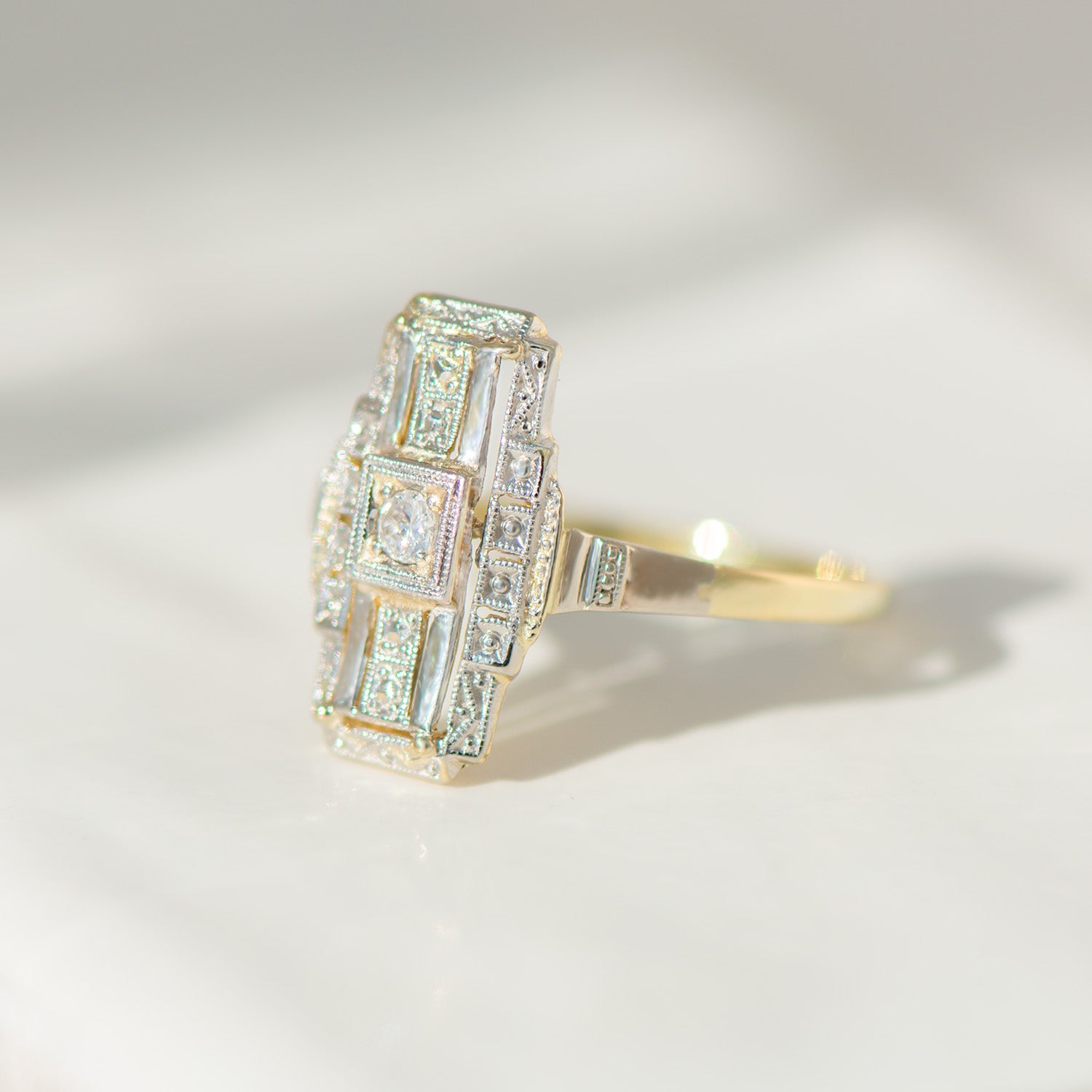 💎 Art-Déco-Ring aus 14 Karat Gelbgold & Platin mit Diamanten | ca. 1920er Jahre