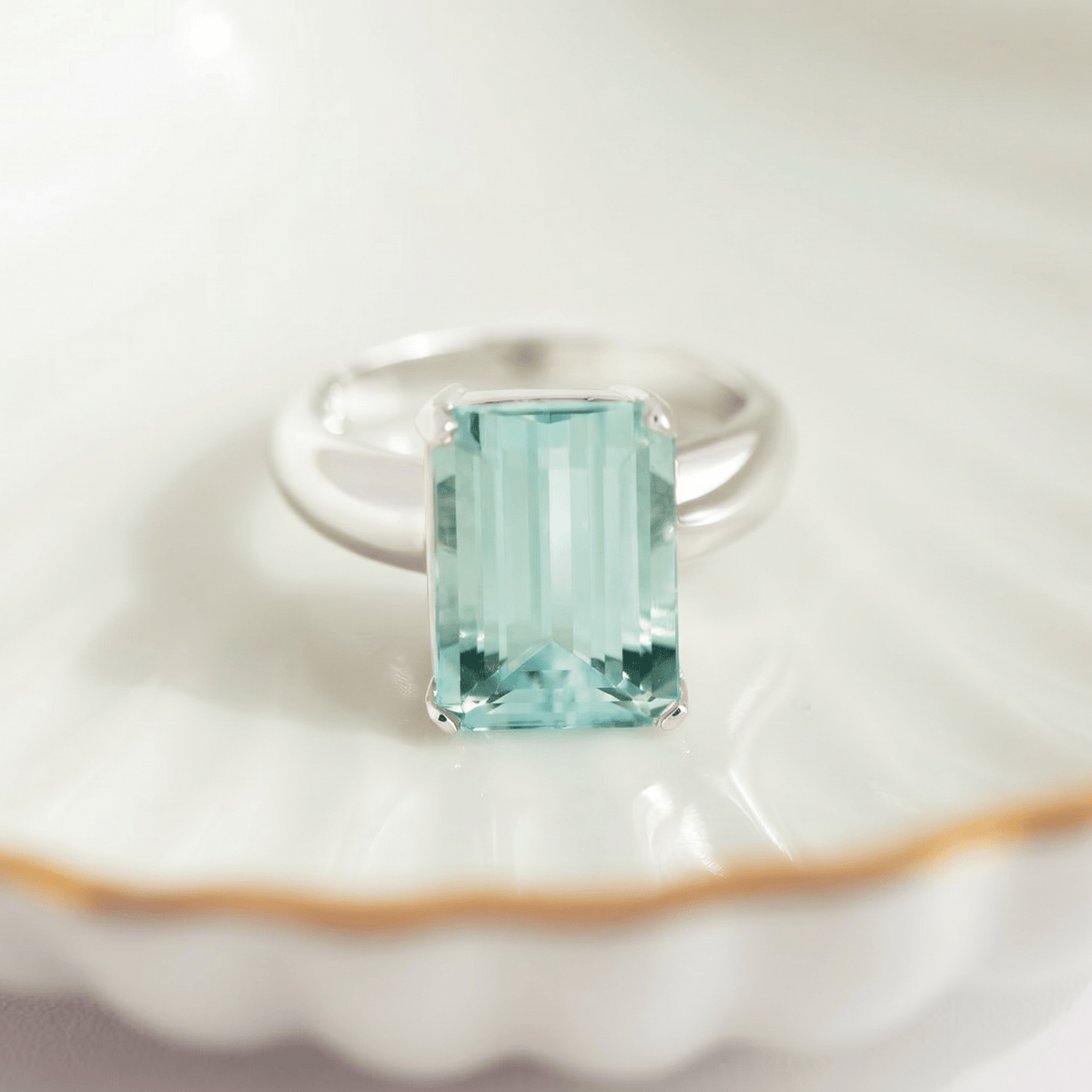 Aquamarin Ring aus 585 Weißgold mit 5,70 ct Aquamarin - Honey Jewelry