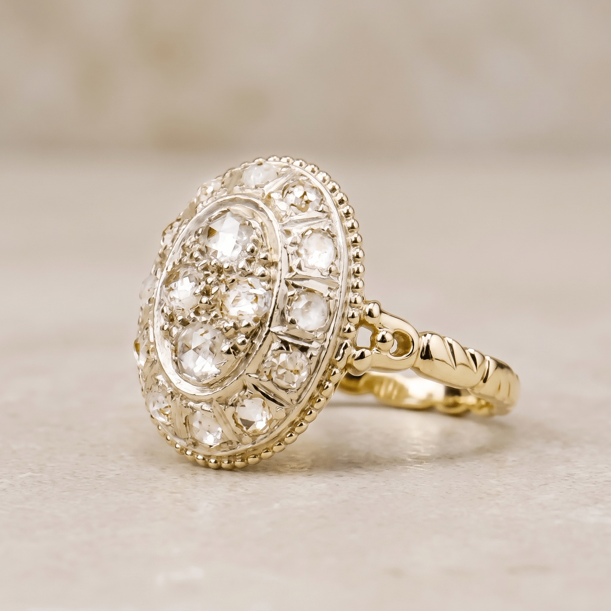 Art Déco Diamanten Ring aus Gold mit Platinfassung - Honey Jewelry