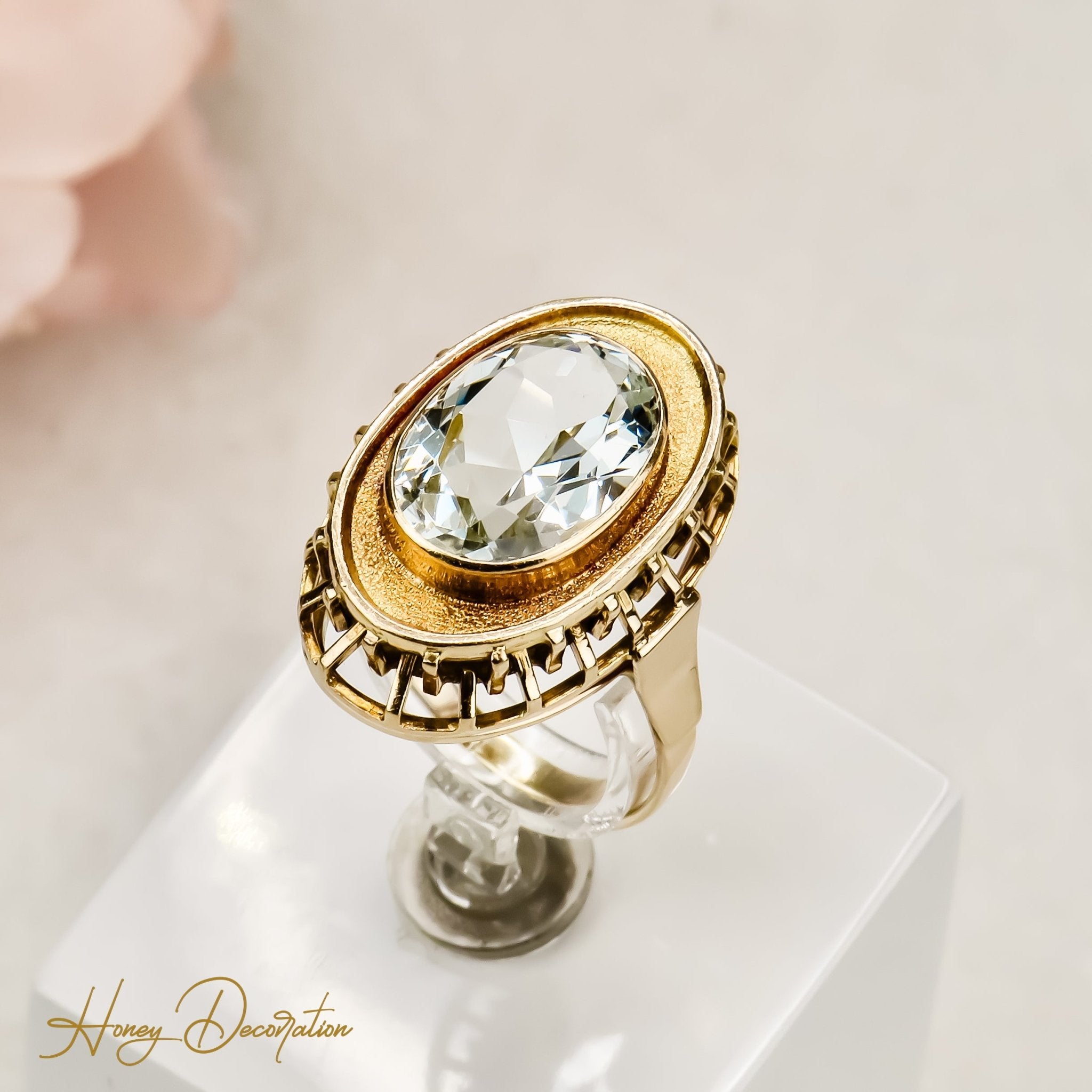 Bezaubernder Vintage - Ring mit Aquamarin in edler Fassung - Honey Jewelry