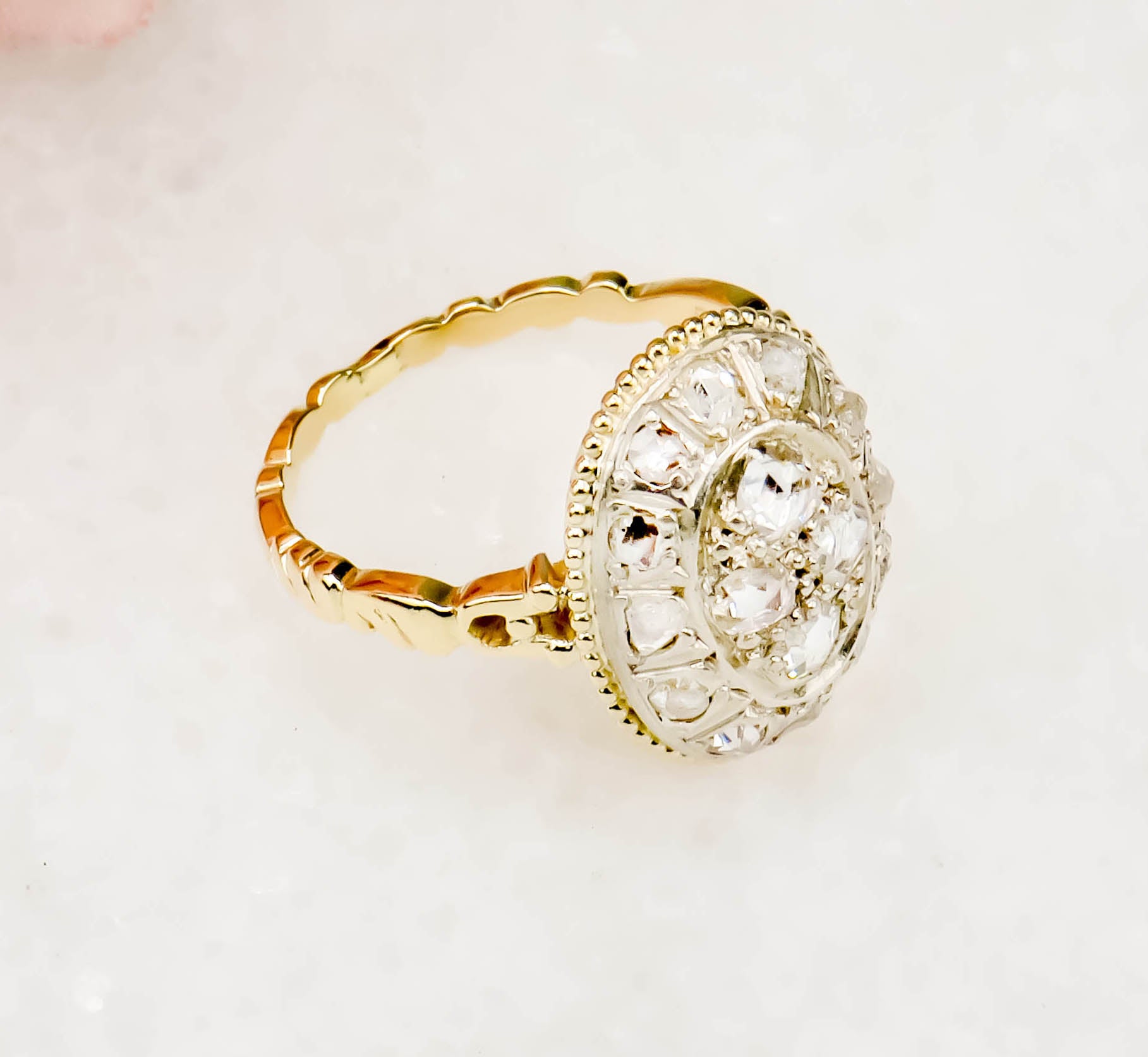 Art Deco diamond ring made of gold with platinum version