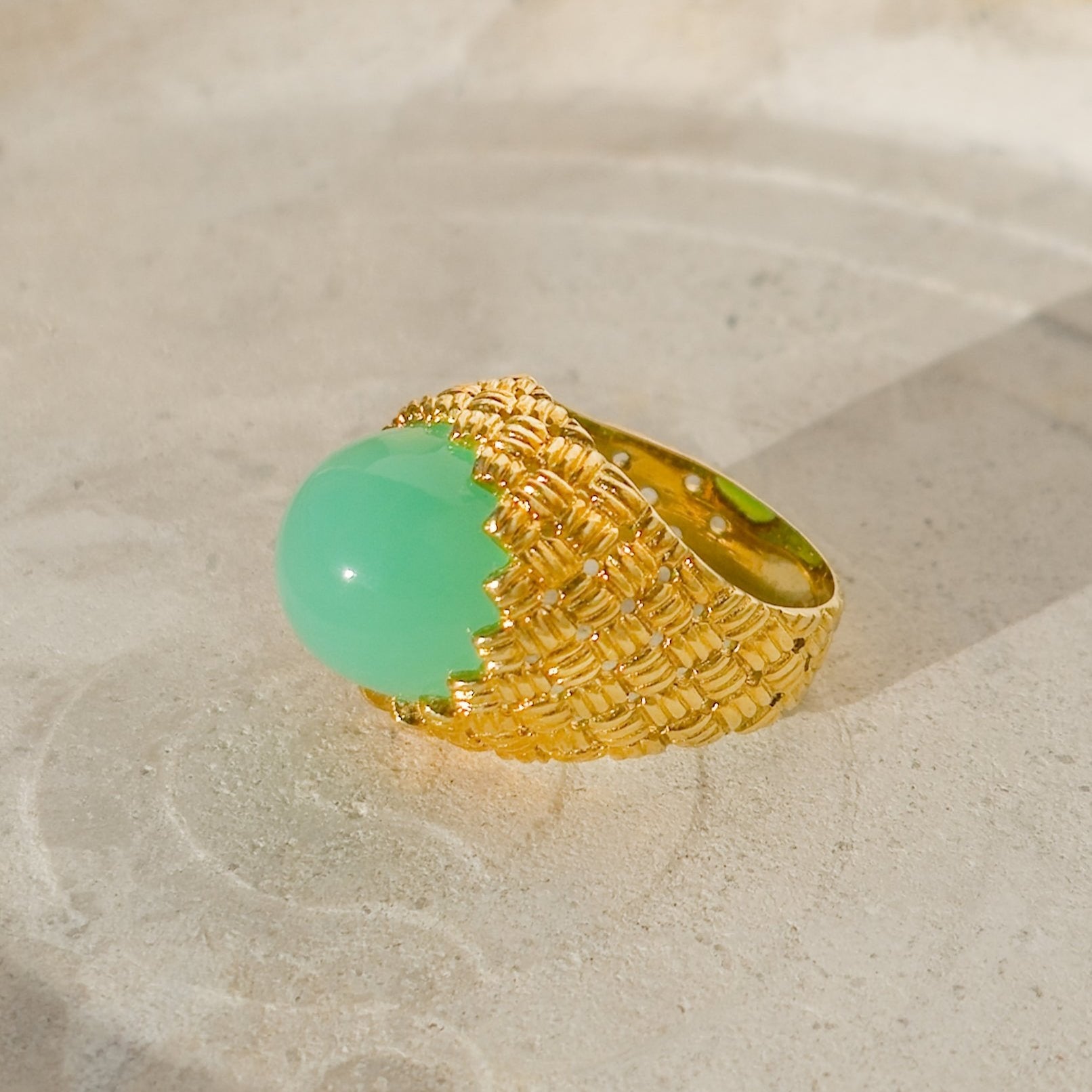 Prächtiger Vintage - Goldring mit Chrysopras - Cabochon - Honey Jewelry