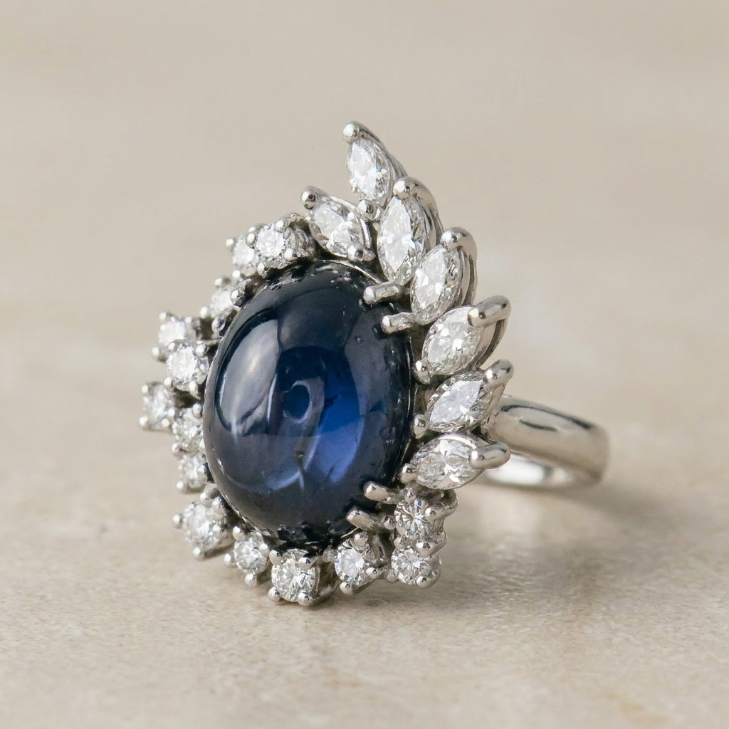 Sternsaphirring mit Diamantkranz