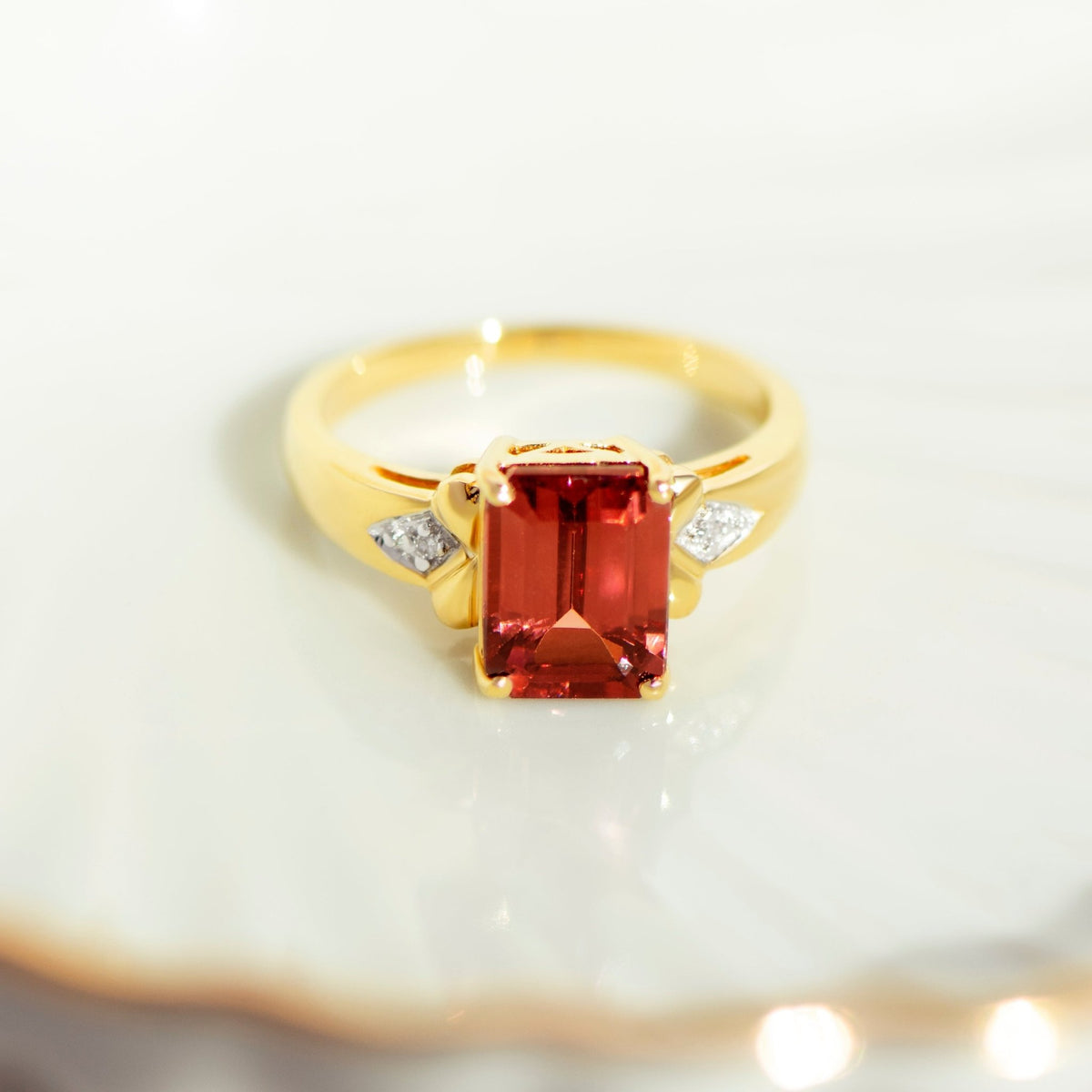 Rubellit Ring aus 750 Gelbgold - Honey Jewelry