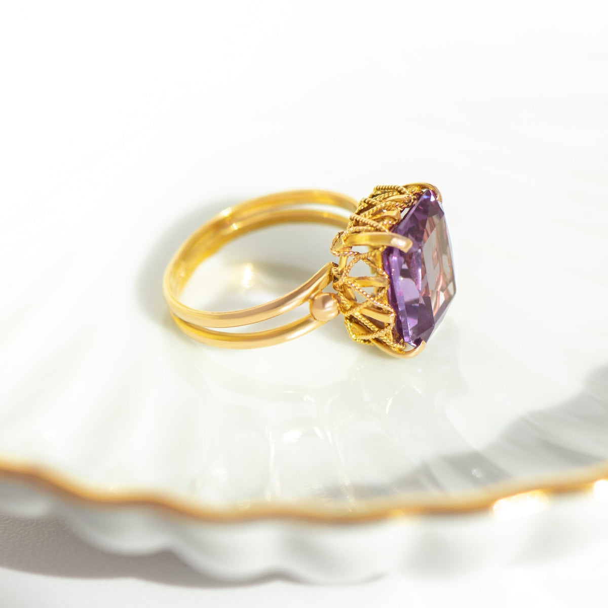 Vintage Amethyst Ring aus Gelbgold - Honey Jewelry