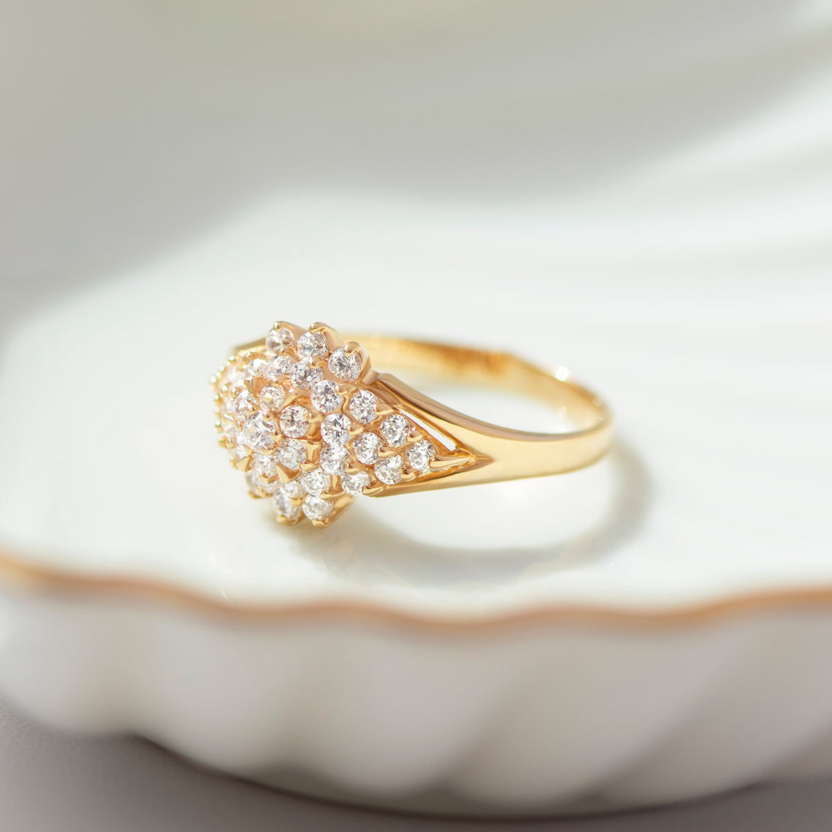 Vintage Cluster-Ring 14K Gold mit 38 Zirkonia