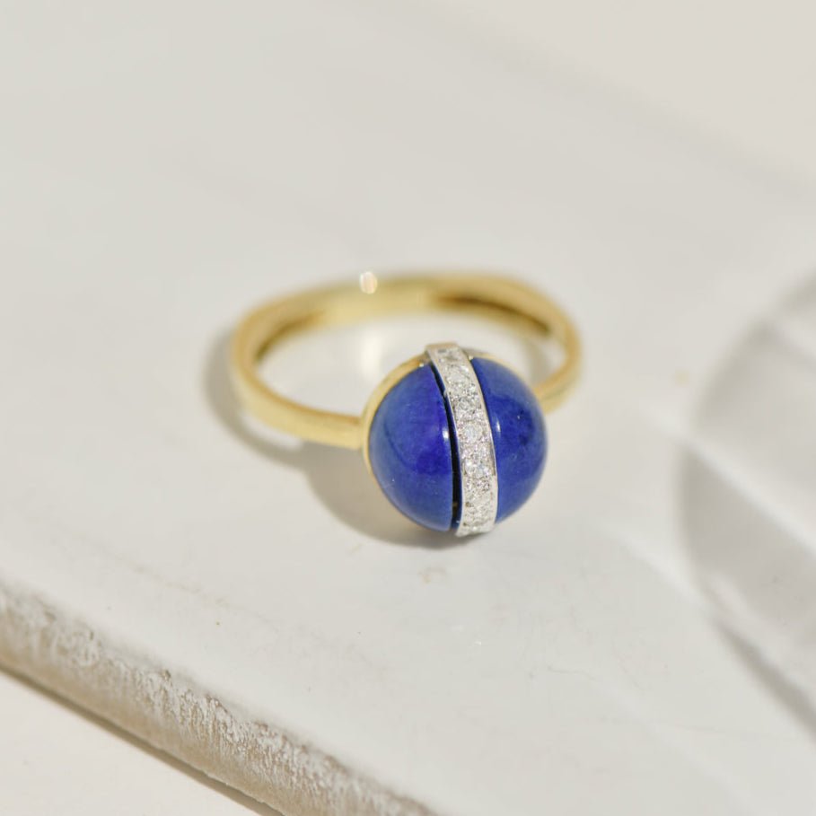 Vintage - Ring aus 14 Karat Gelbgold mit Lapiskugel und Brillanten - Honey Jewelry