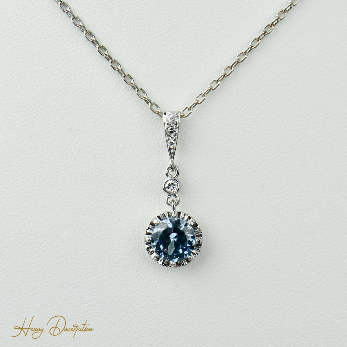 Wunderschönes Weißgold - Collier mit Aquamarin & Brillanten - Honey Jewelry