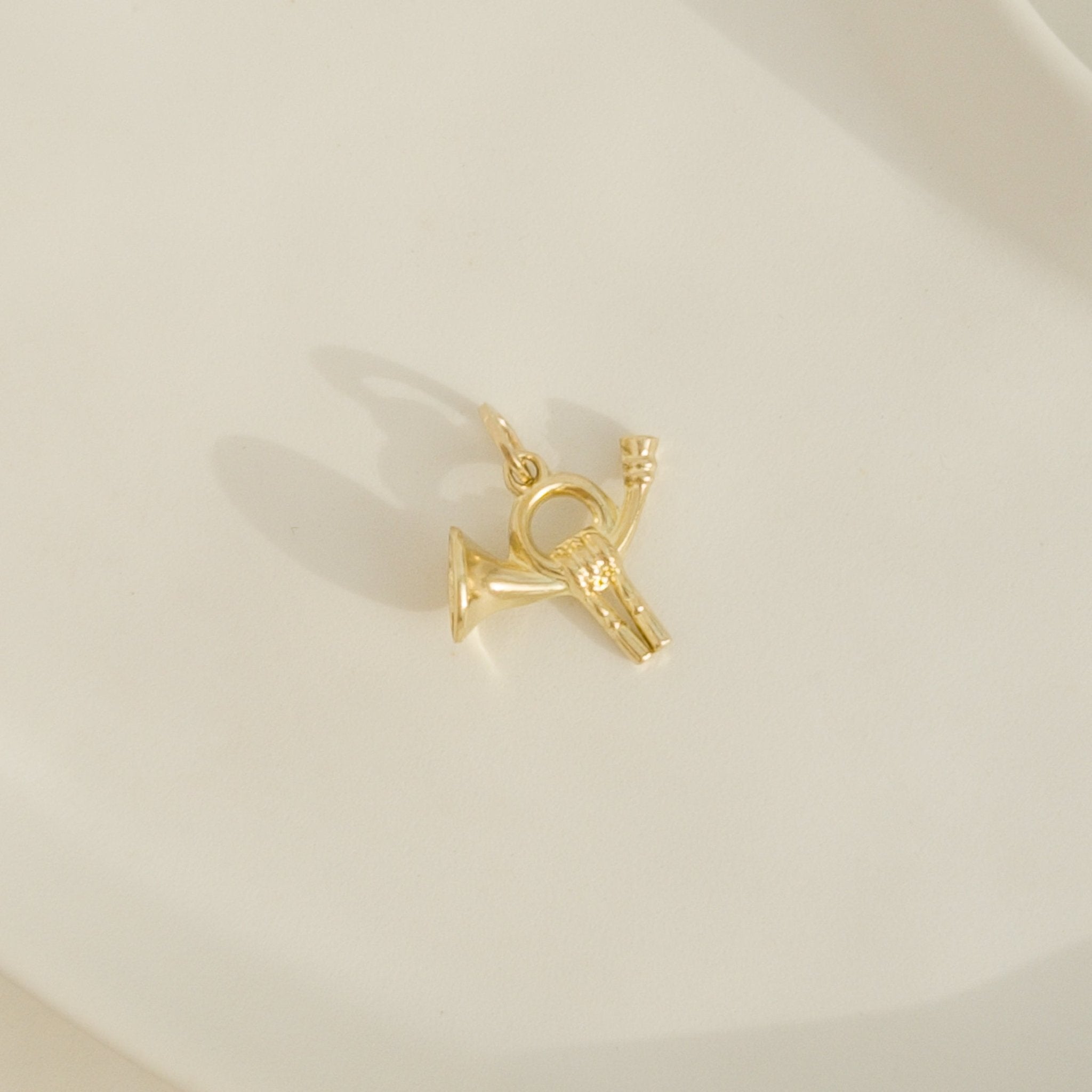 Anhänger Posthorn aus 8K Gelbgold - Honey Jewelry