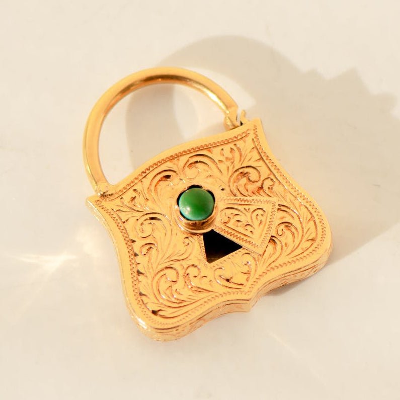 Antikes Schloss aus 18 Karat Gelbgold mit Türkis | frühes 20. Jahrhundert - Honey Jewelry