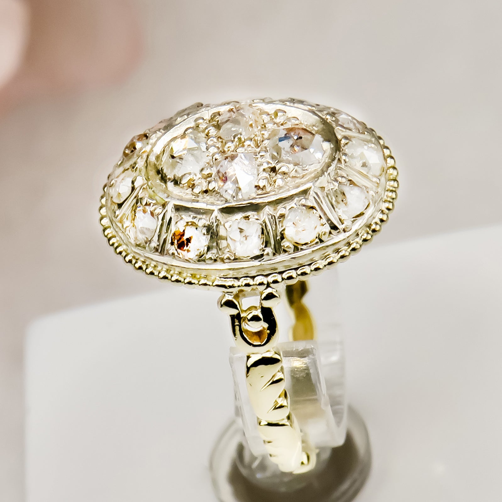 Art Déco Diamanten Ring aus Gold mit Platinfassung - Honey Jewelry