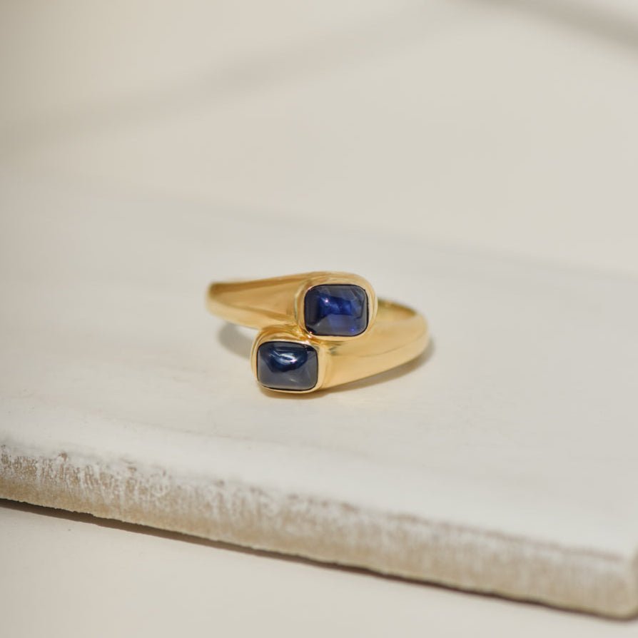 Cartier Toi et Moi - Ring aus 750er Gelbgold mit zwei Saphiren – Vintage ca. 1970/80er - Honey Jewelry