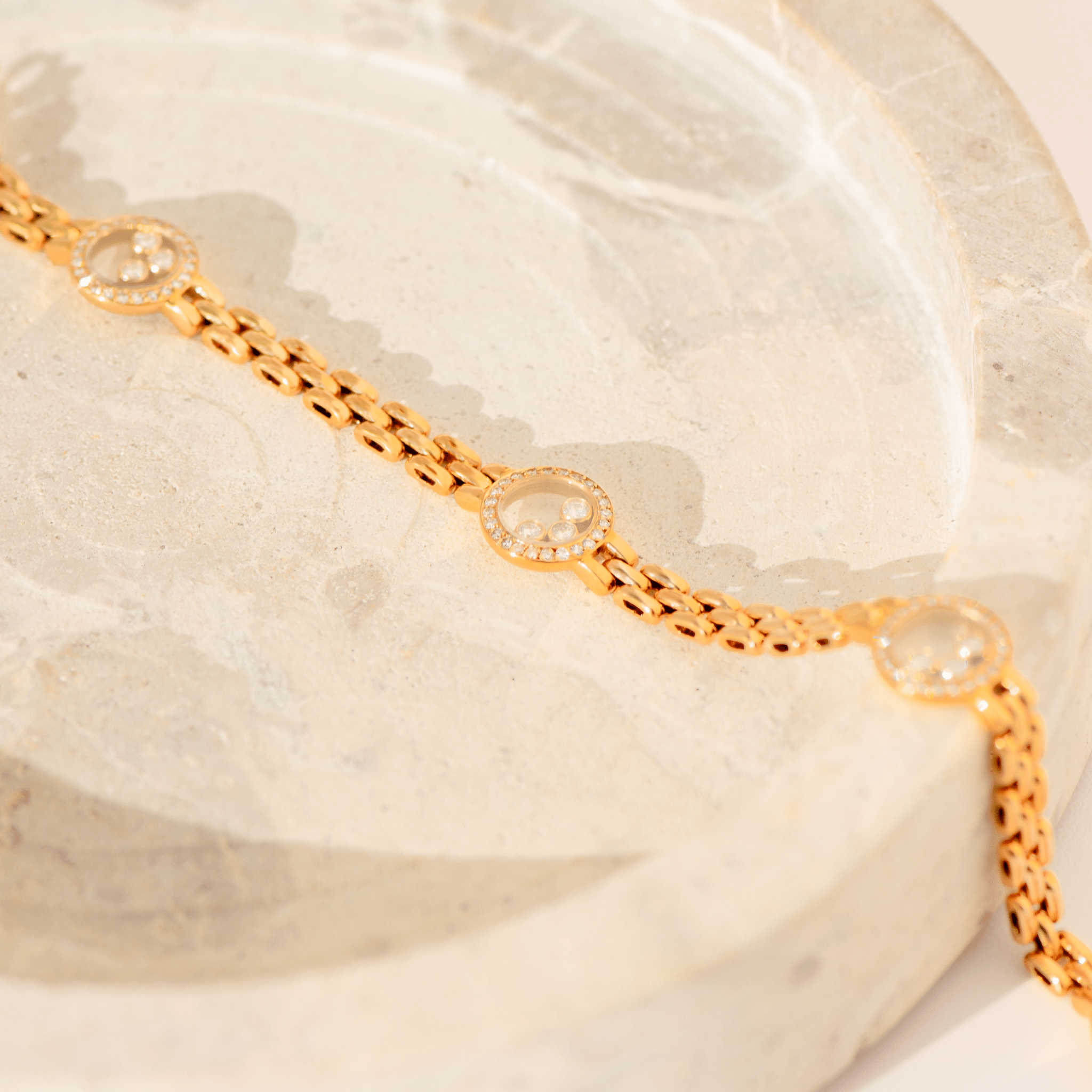 Chopard „Happy Diamonds“ Armband aus 18 Karat Gelbgold | 96 Diamanten & 12 lose Brillanten | 18cm - Honey Jewelry