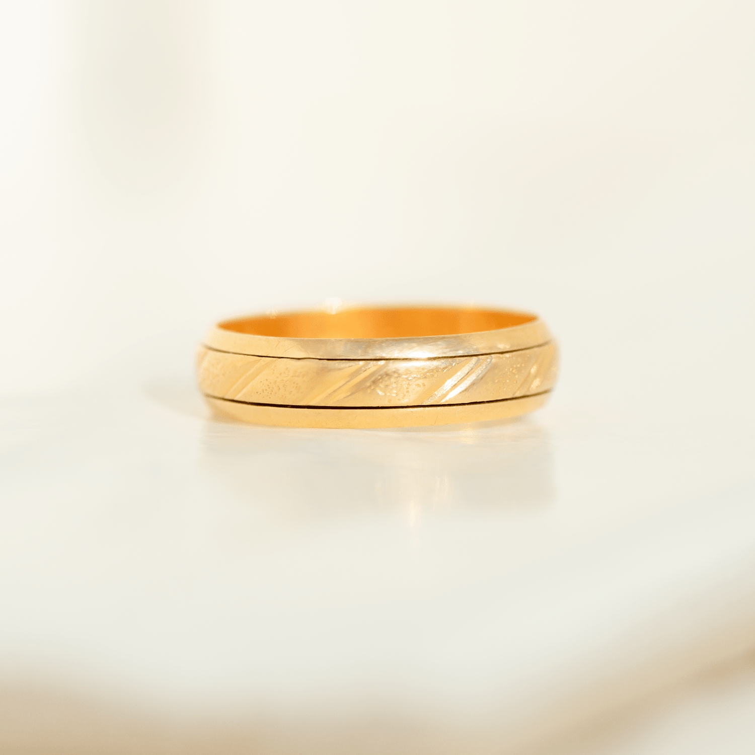 Drehbarer Unisex - Ring aus 22 Karat Gelbgold (Türkei, ca. 1970er Jahre) - Honey Jewelry