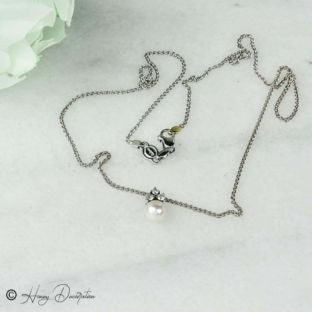 Elegante 18 Karat Weißgoldkette mit Perlenanhänger - Honey Jewelry