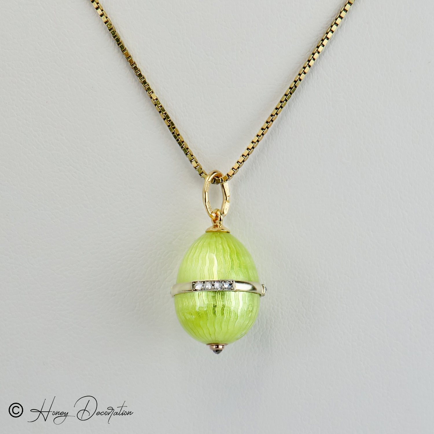 Emaillierter Vintage - Ei Anhänger aus 14K Gold - Honey Jewelry