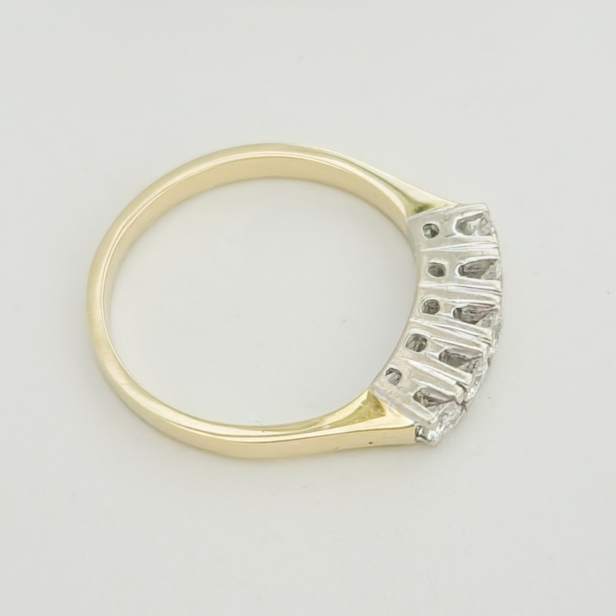 Halbmemory-Ring aus 14K Gold - Honey Jewelry