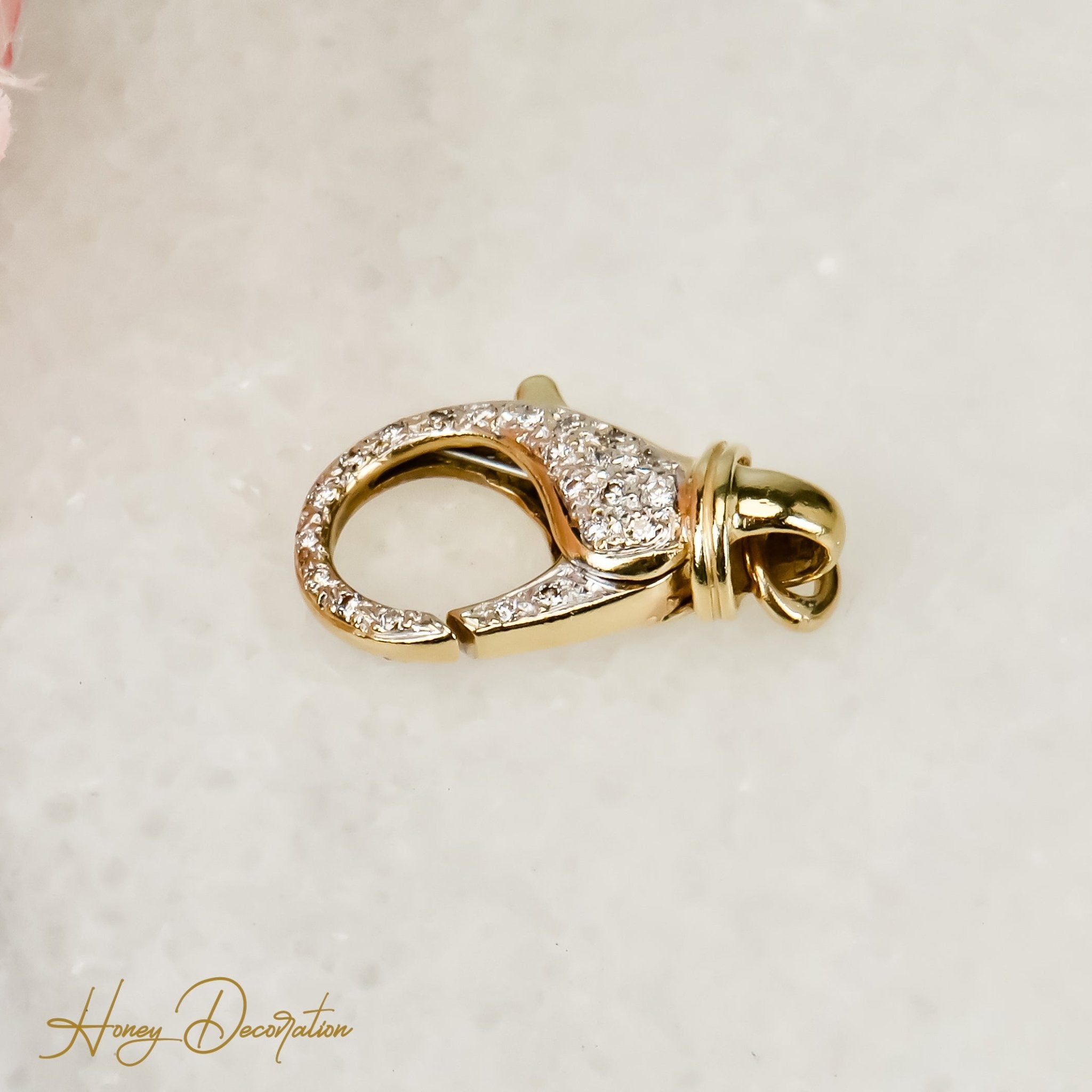 Hochwertiger Kettenverschluss aus 14 Karat Gold – Sicher und Schön - Honey Jewelry