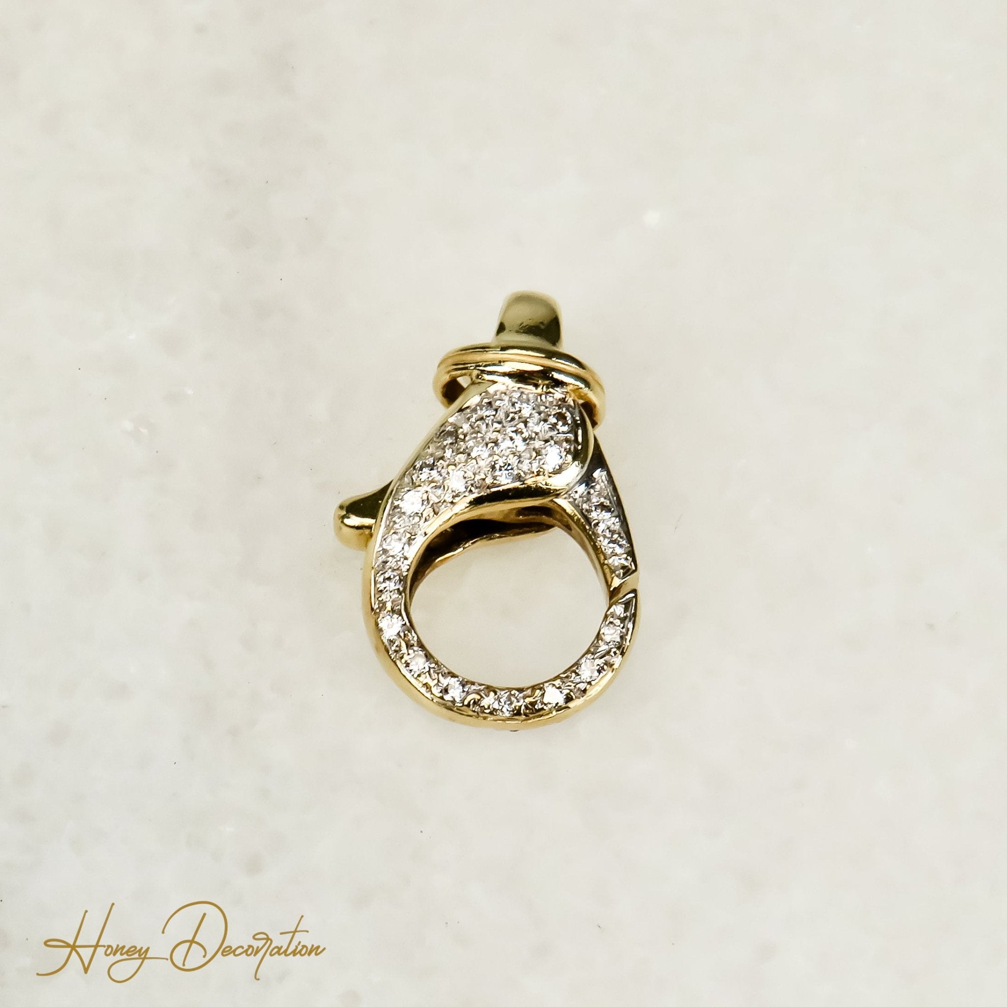 Hochwertiger Kettenverschluss aus 14 Karat Gold – Sicher und Schön - Honey Jewelry