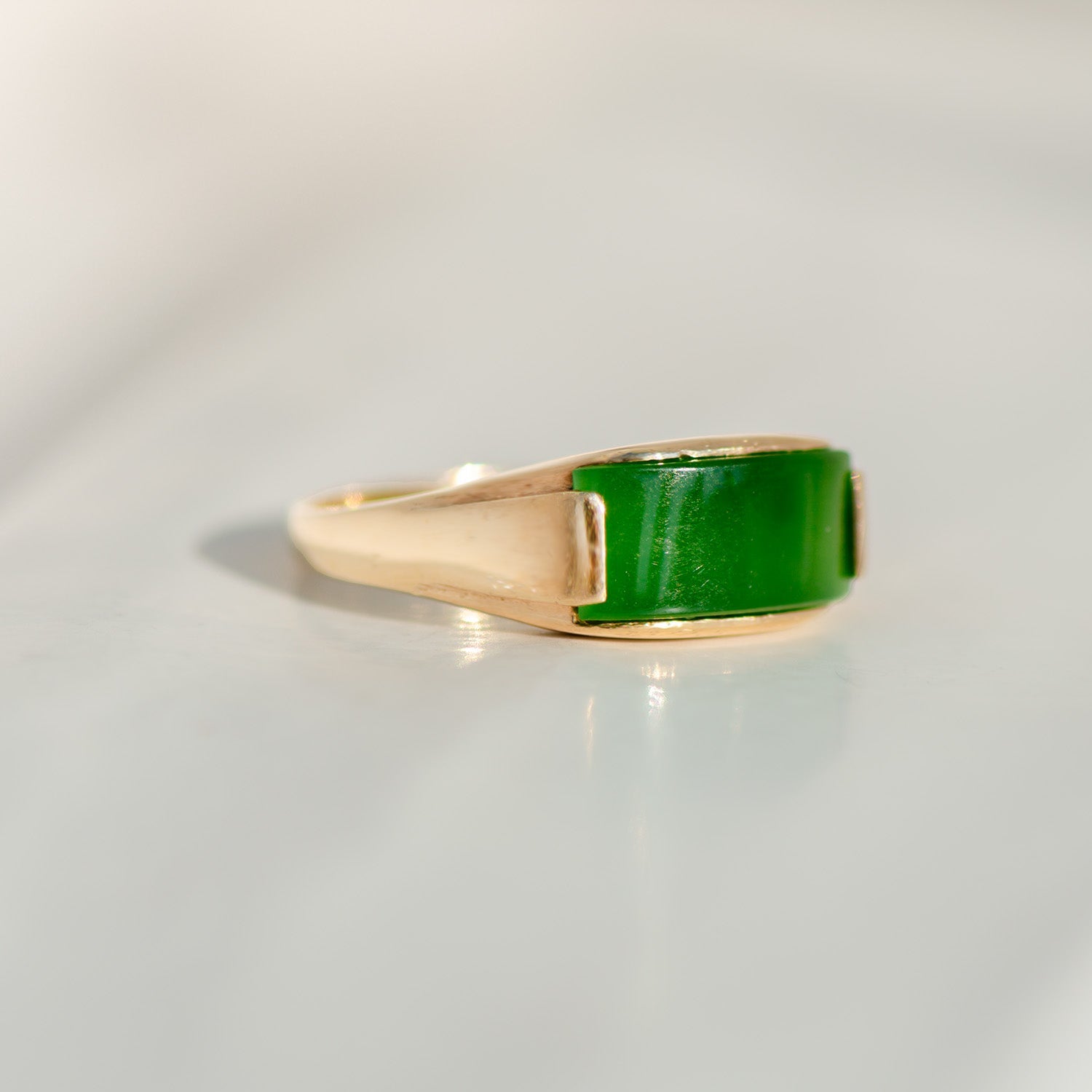 Jade - Ring 8K Gelbgold | Mid - Century Design - Honey Jewelry