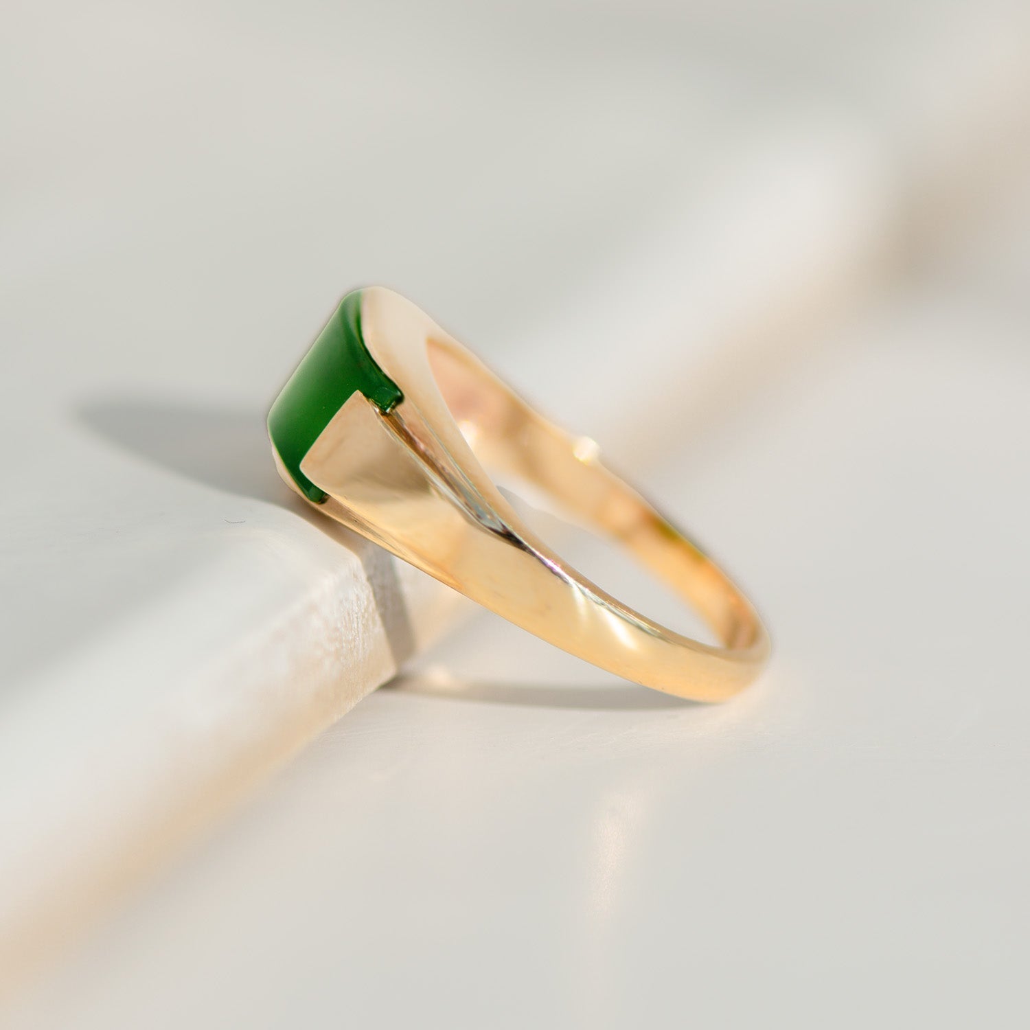 Jade - Ring 8K Gelbgold | Mid - Century Design - Honey Jewelry