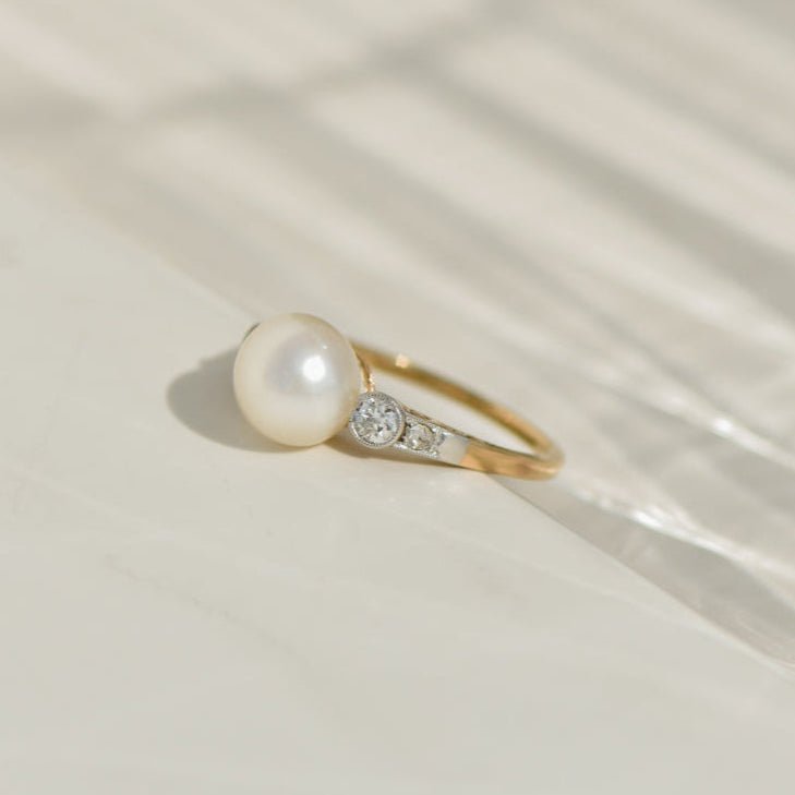 Jugendstil - Perlenring aus 14K Gelbgold – mit Altschliff - Diamanten & Gravur - Honey Jewelry
