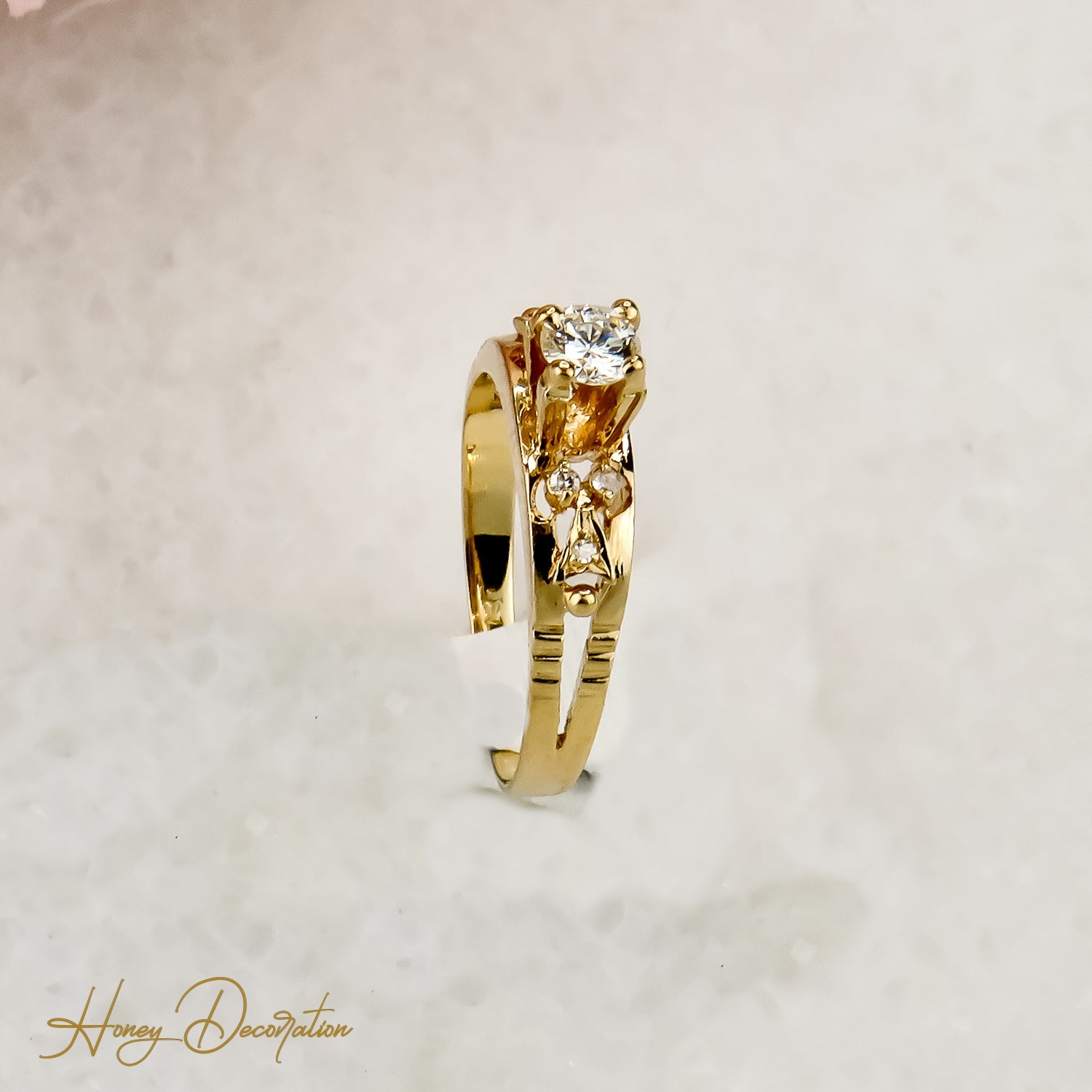 Vintage Halo - Goldring mit Brillant - Luxus pur - Honey Jewelry