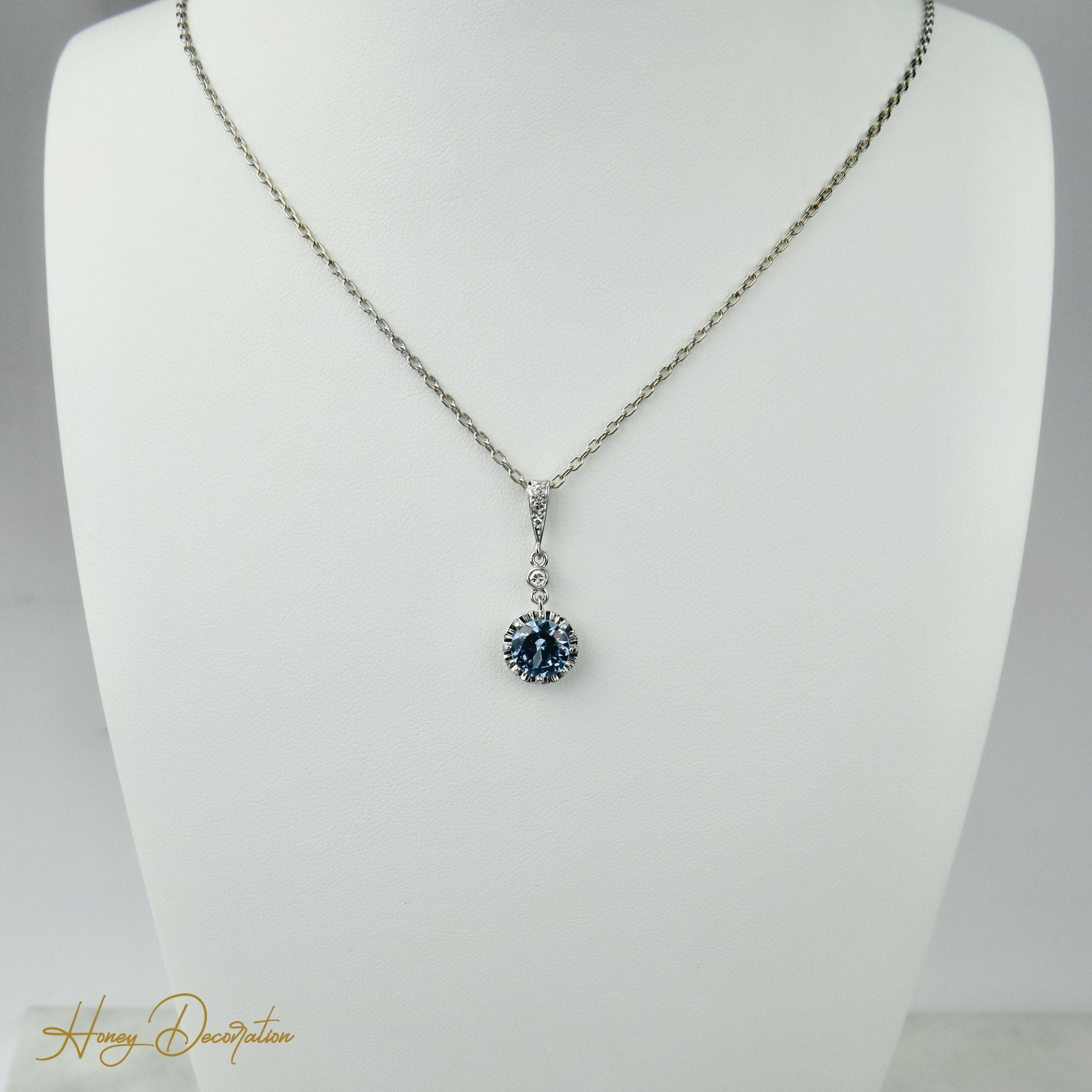 Wunderschönes Weißgold - Collier mit Aquamarin & Brillanten - Honey Jewelry