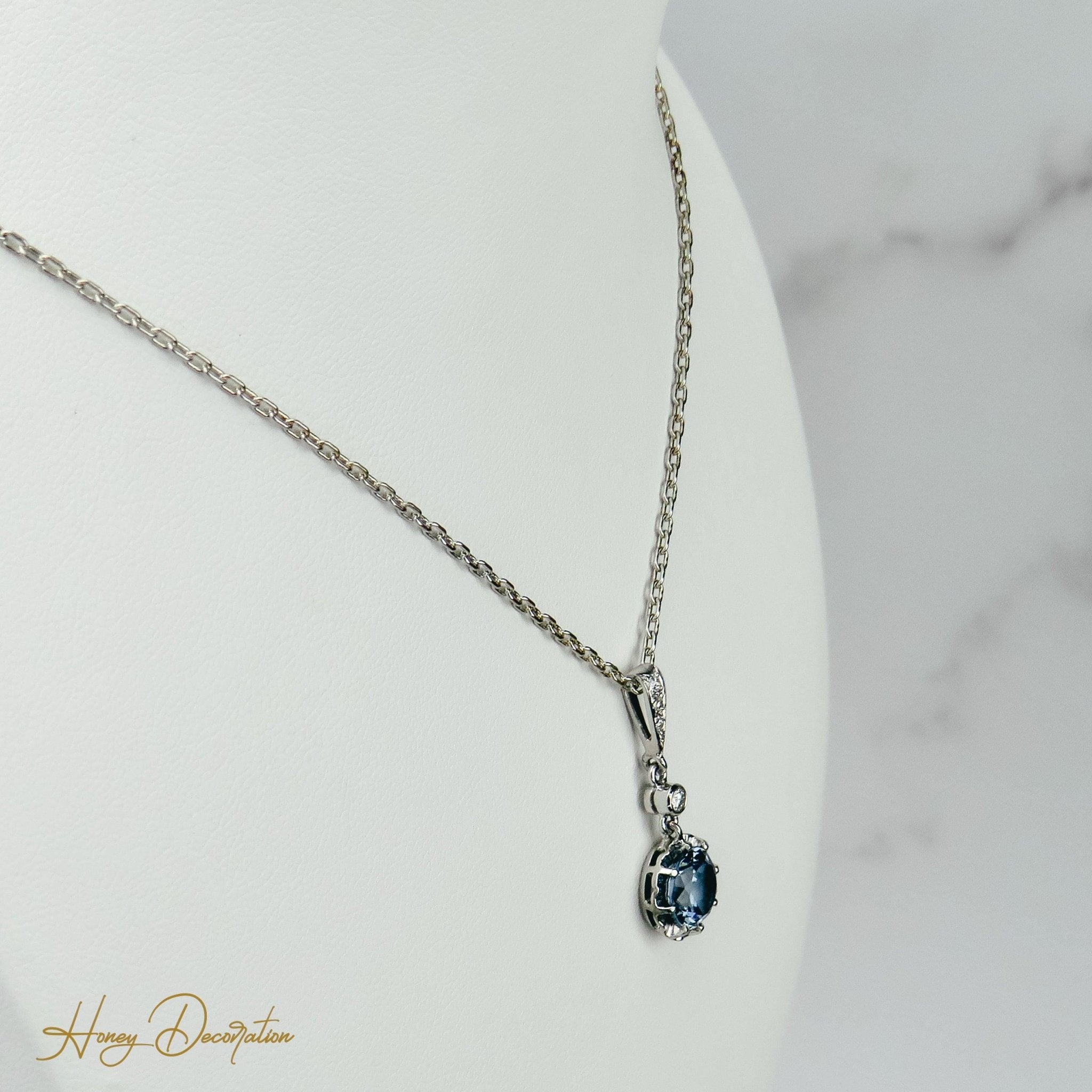Wunderschönes Weißgold - Collier mit Aquamarin & Brillanten - Honey Jewelry