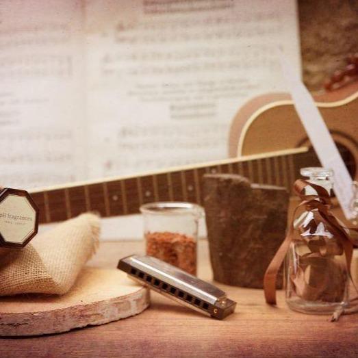 Duftkerze - Vetiver & Santal de Cuir - Honey Jewelry