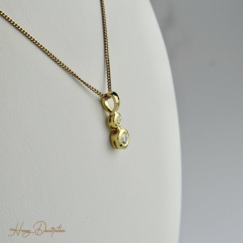 Eleganter Diamant-Anhänger aus 18 Karat Gold - Honey Decoration