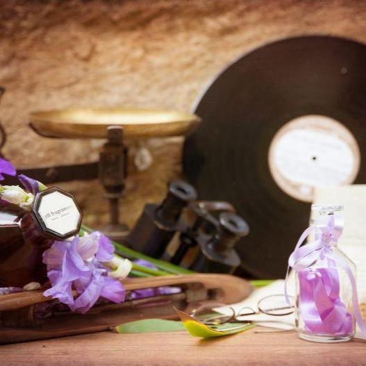 Iris & Musc de Liberty - Honey Jewelry