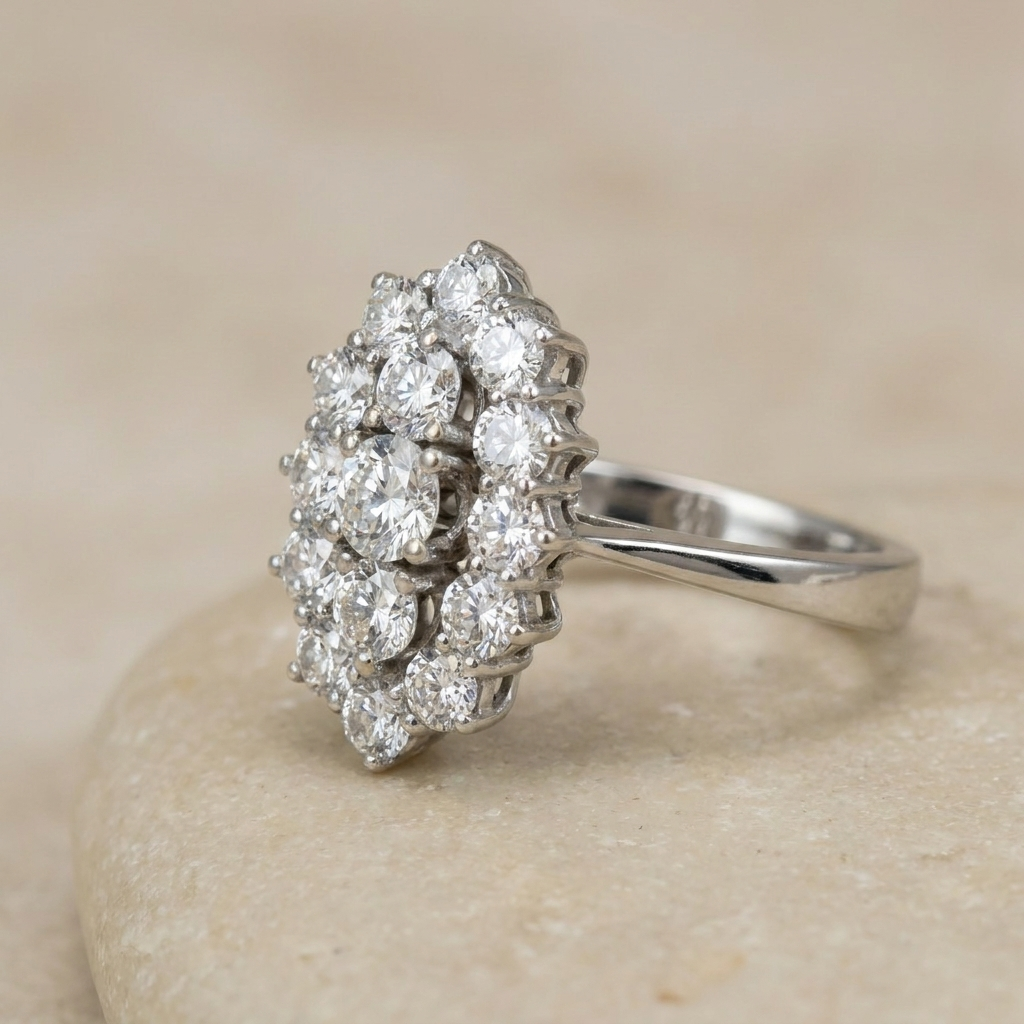 14 Karat Weißgoldring - cool elegance