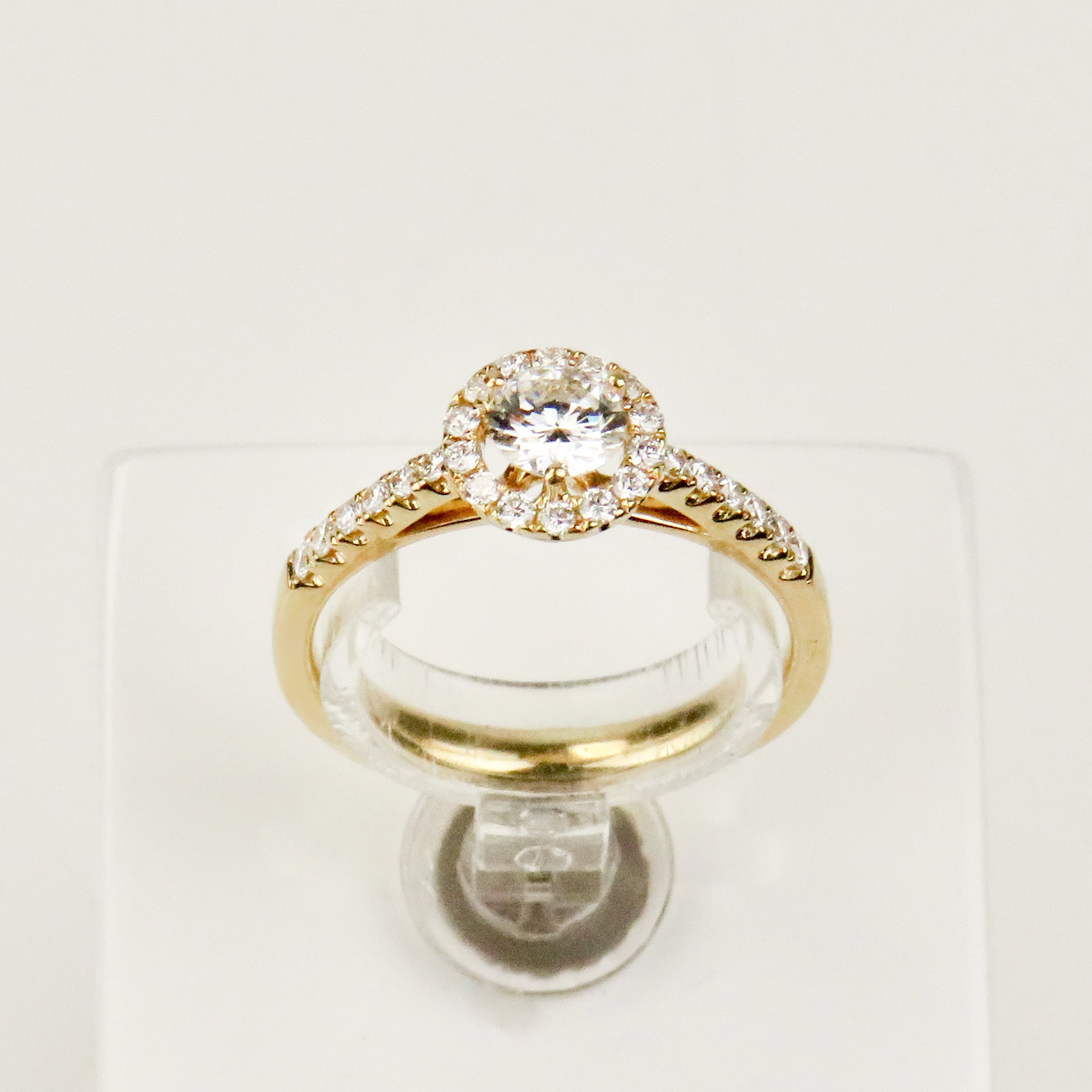 750 gold ring with brilliant - bright masterpiece