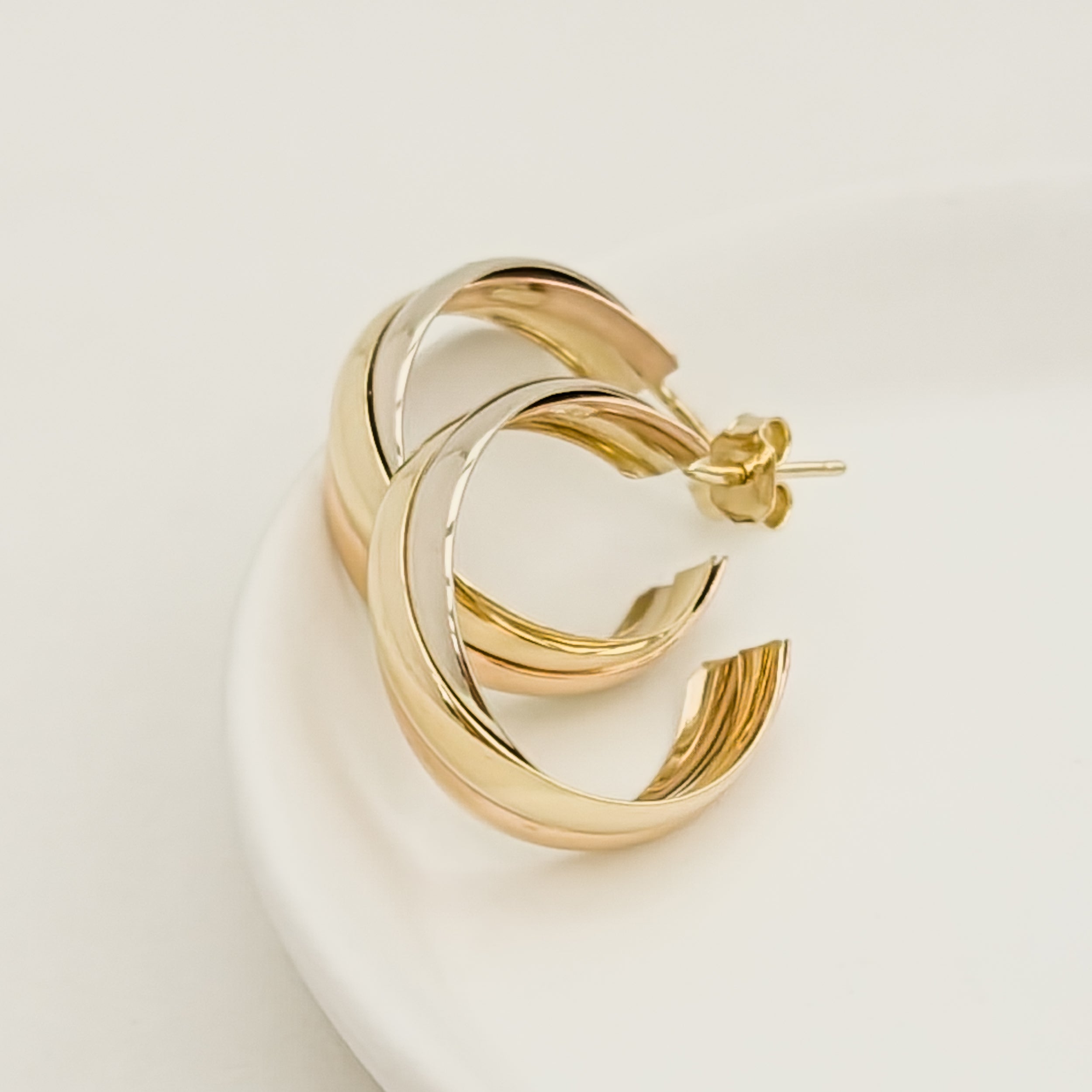Tricolor-Creolen aus 14 Karat Gold