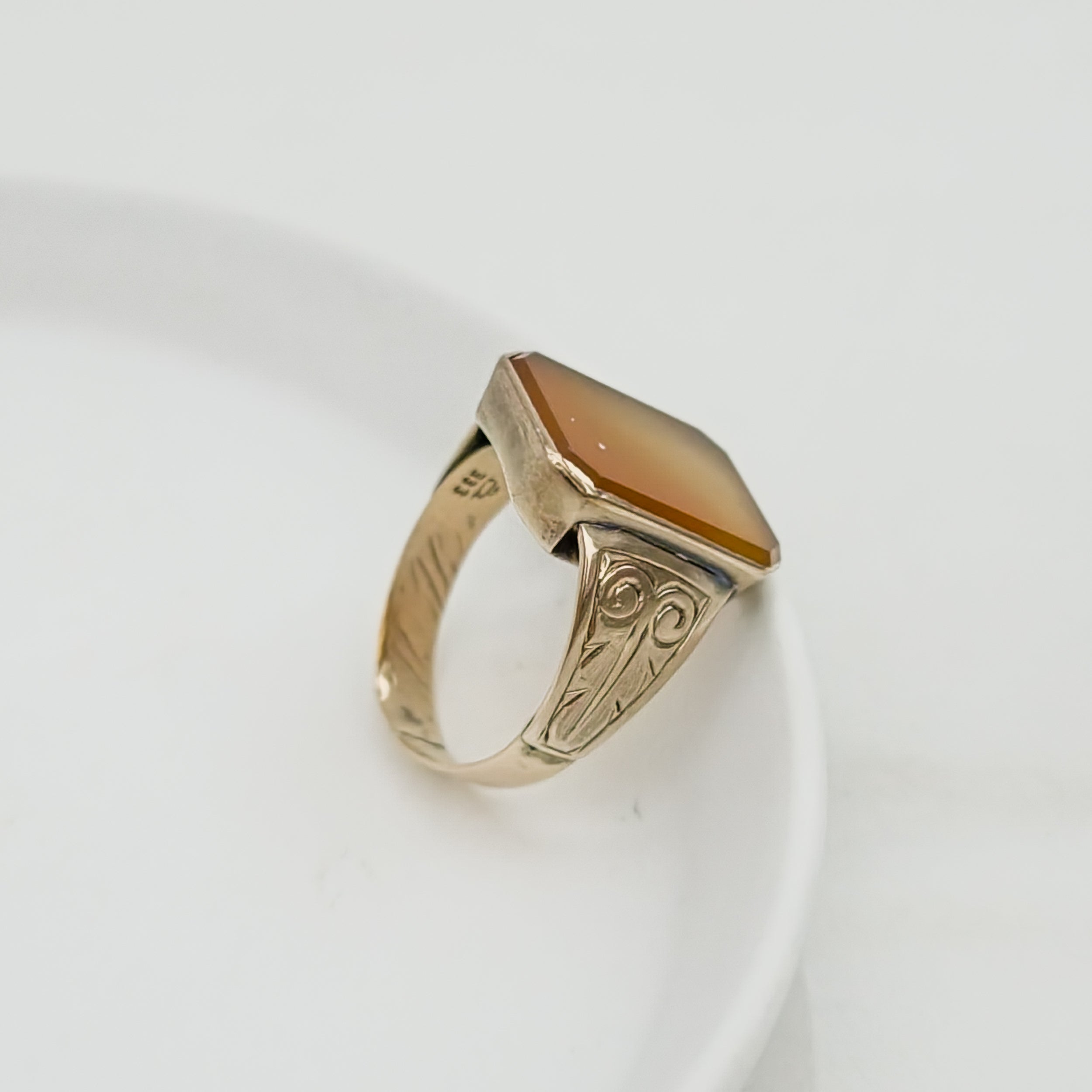 Vintage Herren-Ring aus 8K Gold mit Carneol