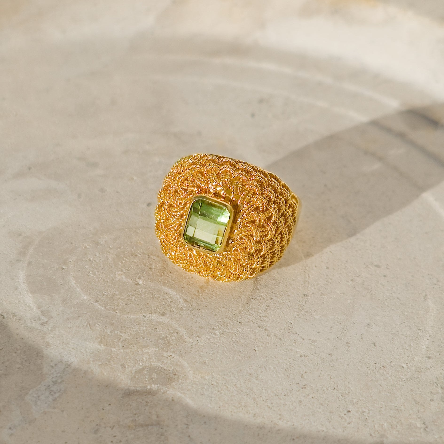 Außergewöhnlicher Ring mit Turmalin