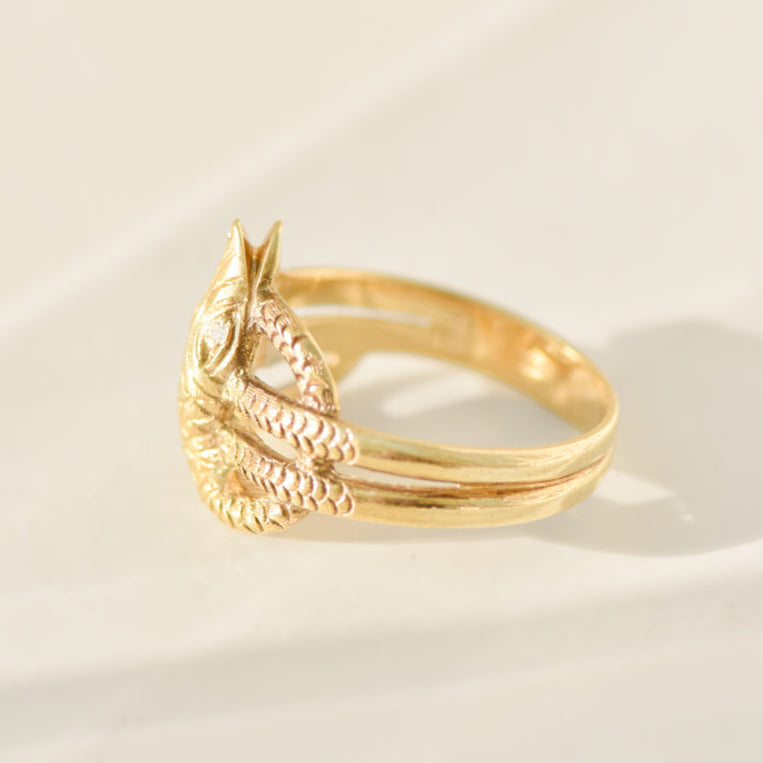 Vintage snake ring with ruby ​​in 14K gold