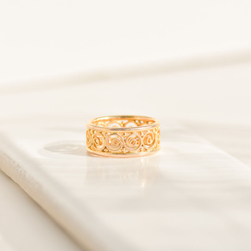 Bandring mit ajourierter Ringschiene aus 14K Gold