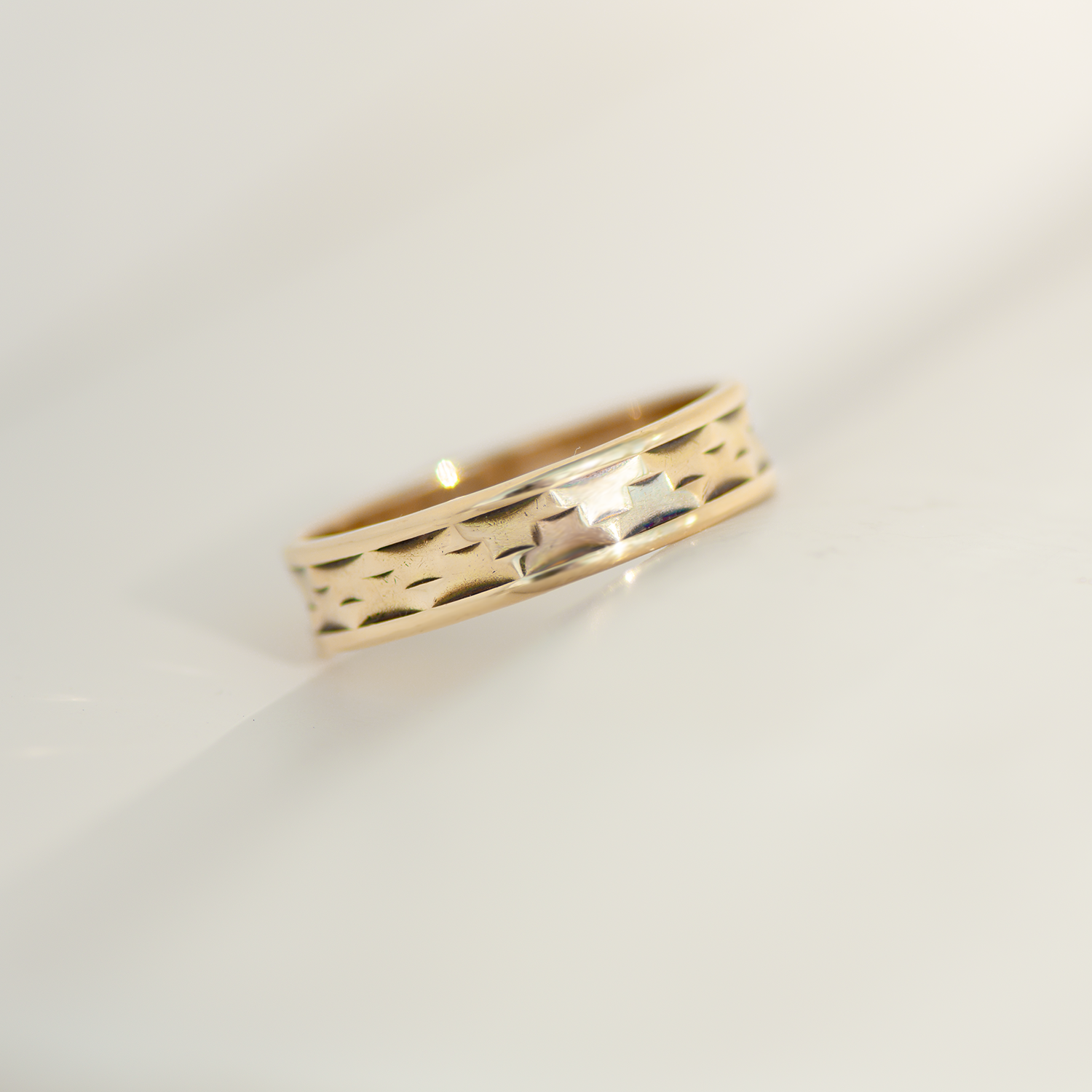Vintage Bandring 14K Gelbgold mit Gravurmuster