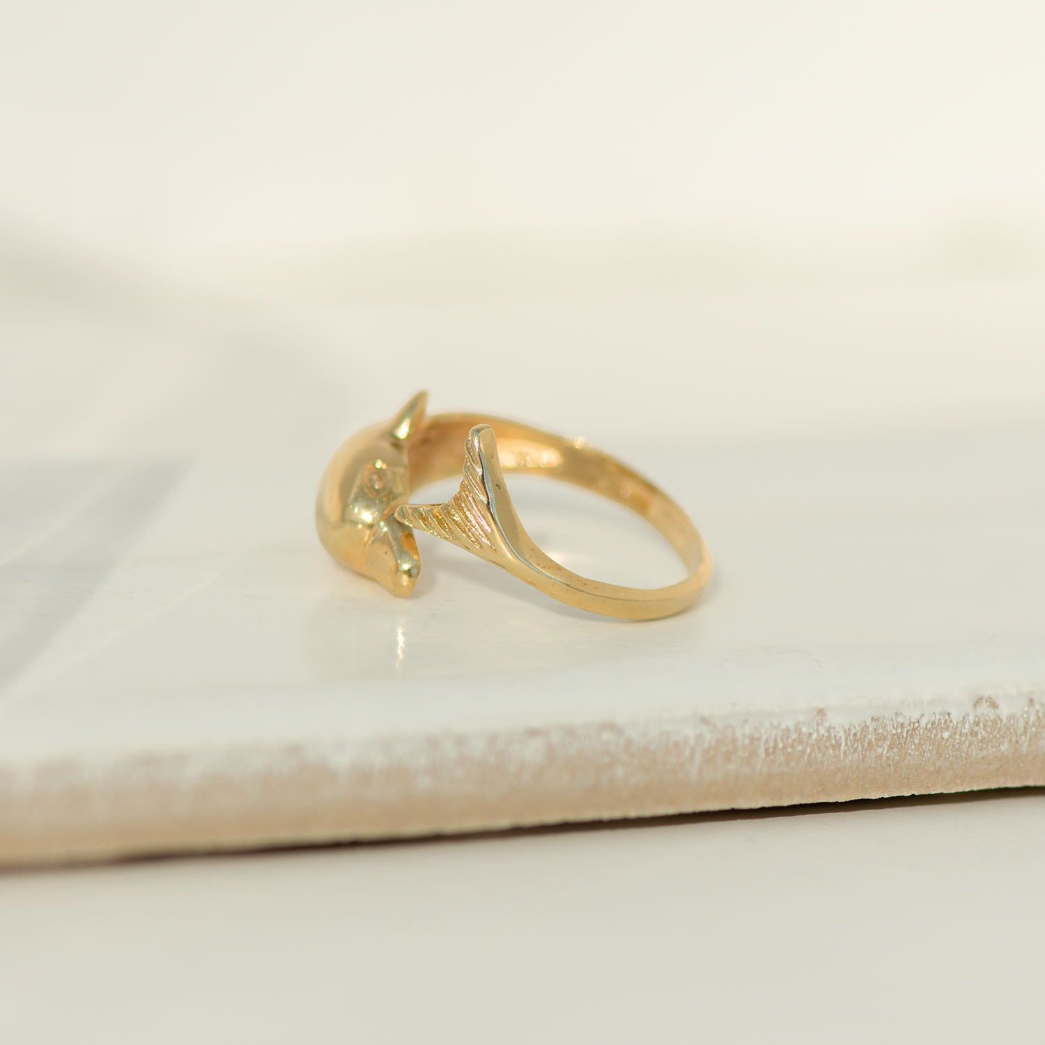 Vintage Delfin-Ring aus 14 Karat Gelbgold | 90er Jahre Design