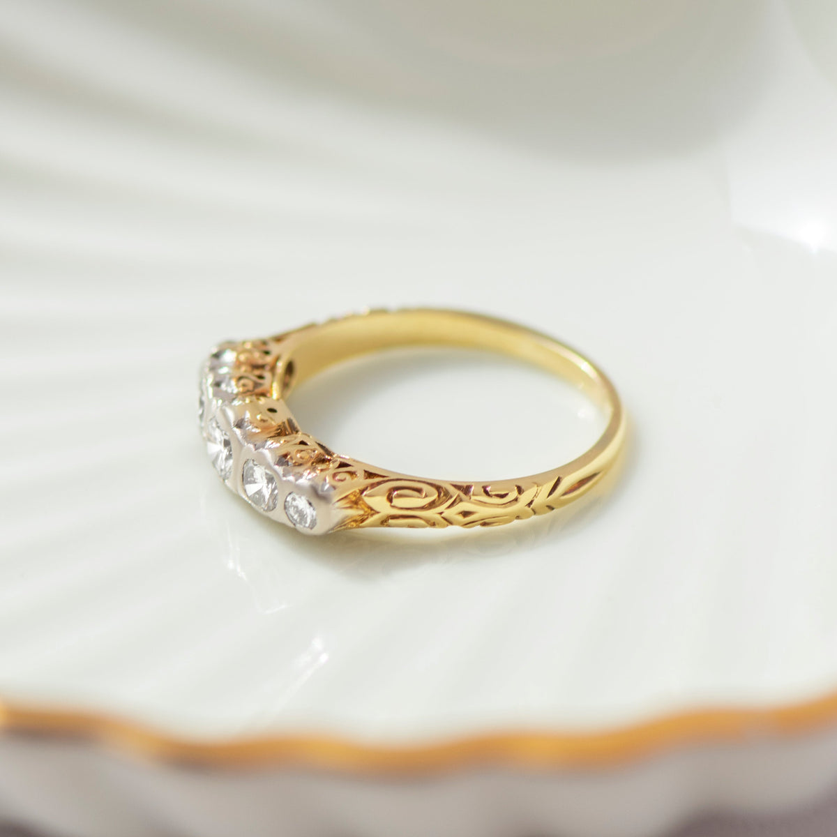 Antiker Halbmemory-Diamantring aus 14K Gold