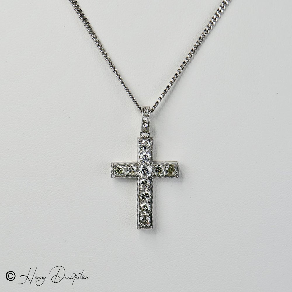 Antiker Kreuzanhänger aus 14 Karat Weißgold mit Diamanten - Honey Jewelry