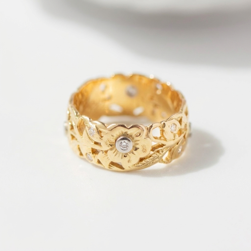 Antiker floraler Bandring